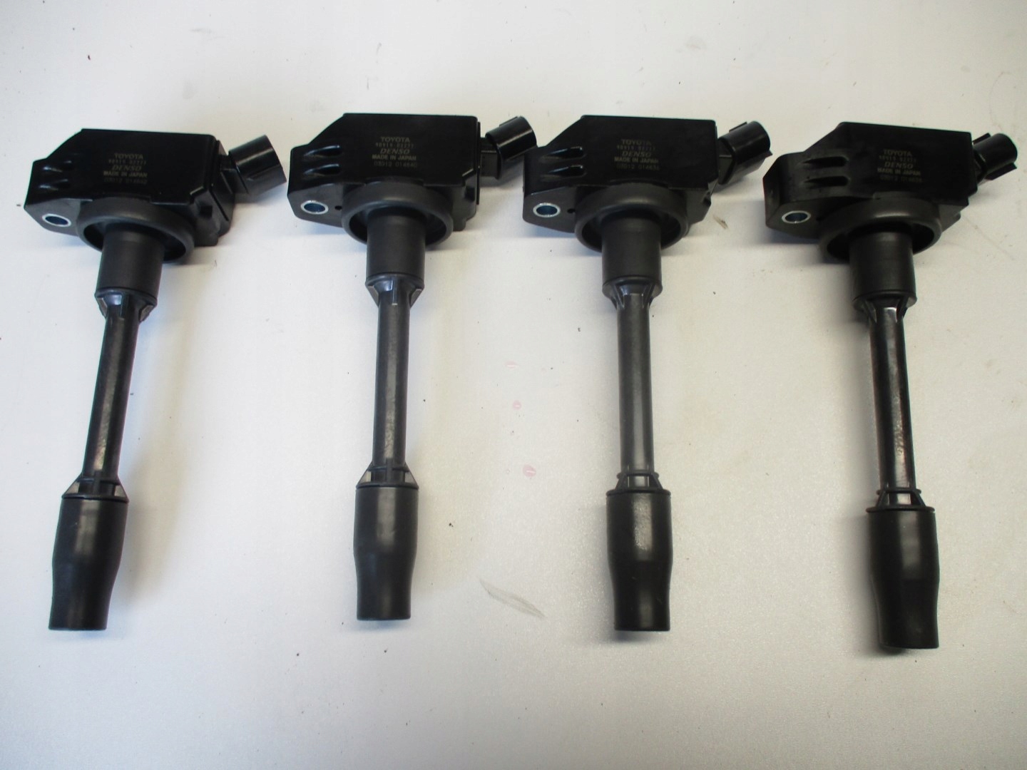 tekercs tekercsek TOYOTA RAV 4 20R 2,5CDI 90919-02277