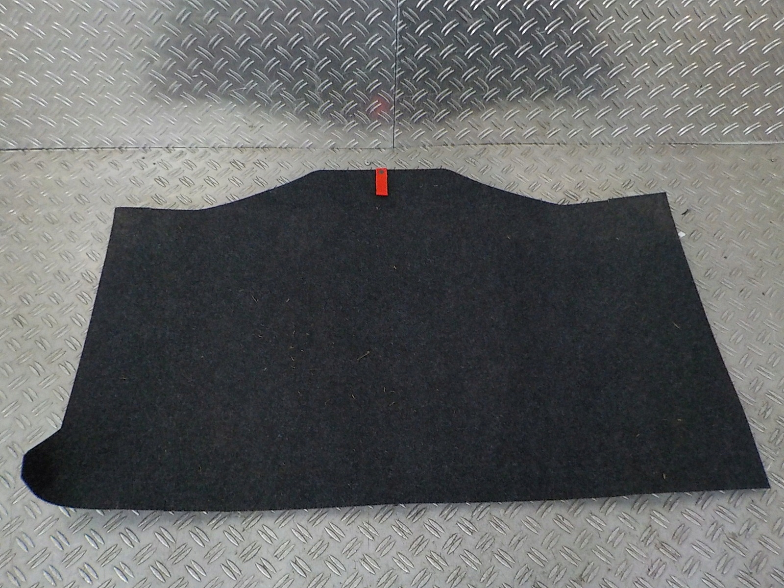 VOLVO XC40 II 17-21 PÓŁKA BAGAŻNIKA