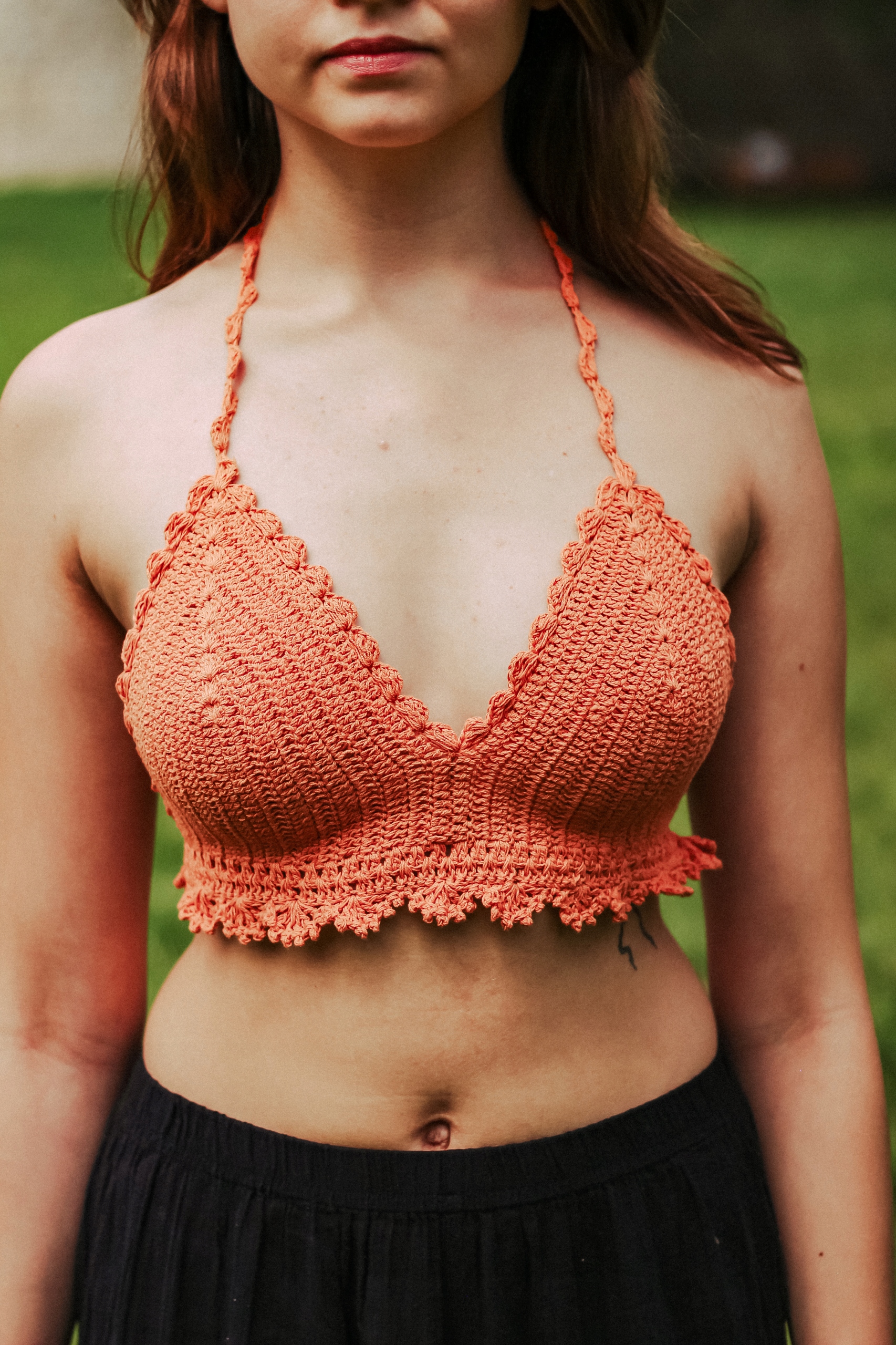 Háčkovaná Top krajková podprsenka Braletka Nepál, broskvová