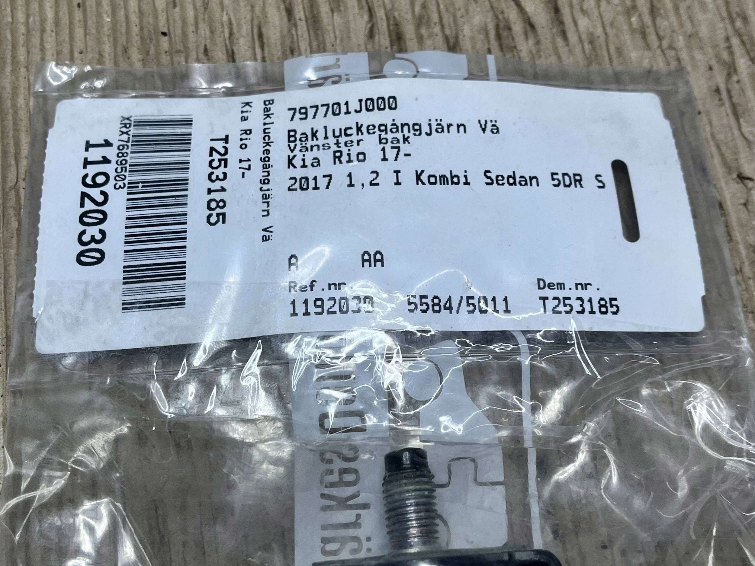 hinges bonnet boot KIA Rio 797701J000