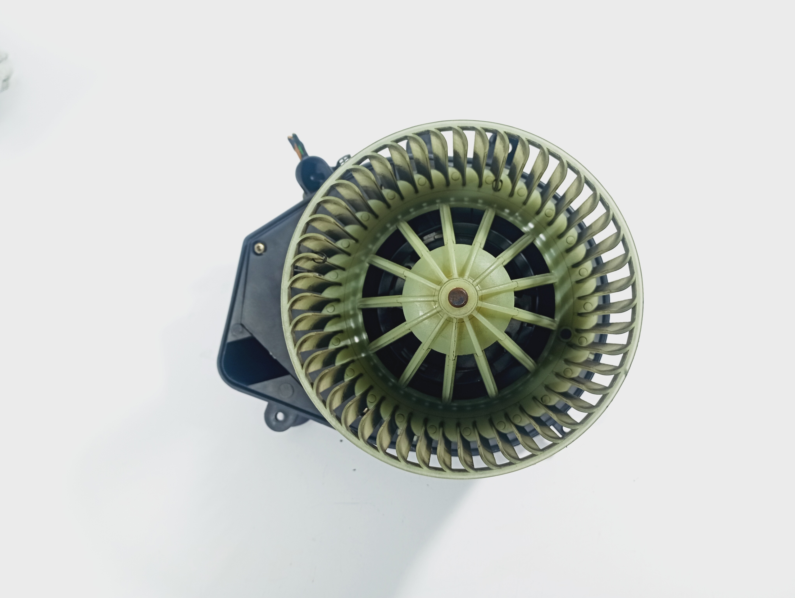 Lüfter dmuchawa des lüfters OE 8D1820021 VW PASSAT B5 96-00