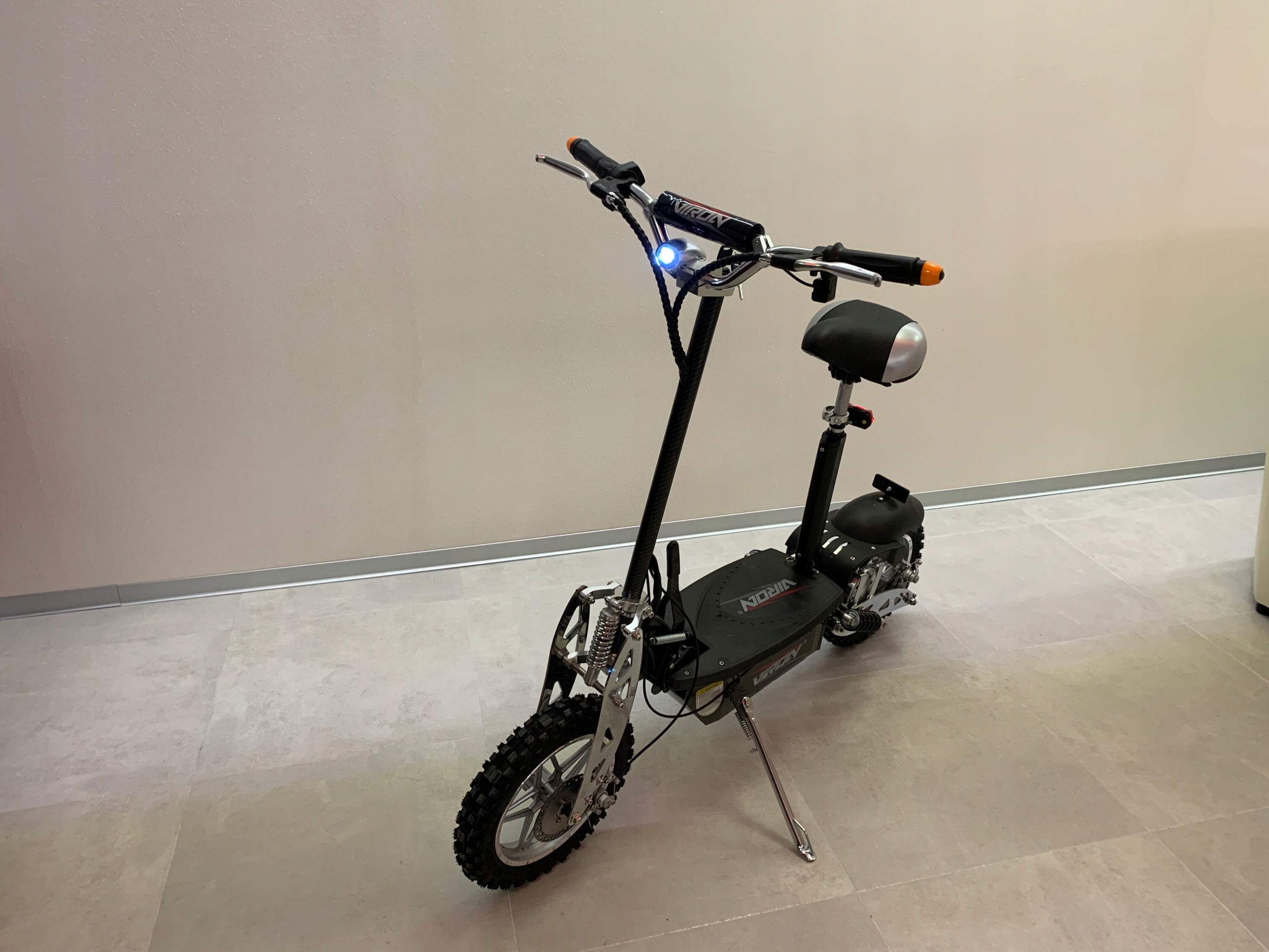 ELEKTRICKÉ VOZIDLO 1000W NAJNOVŠÍ MODEL ORANGE Priemer kolies (palce) 10"