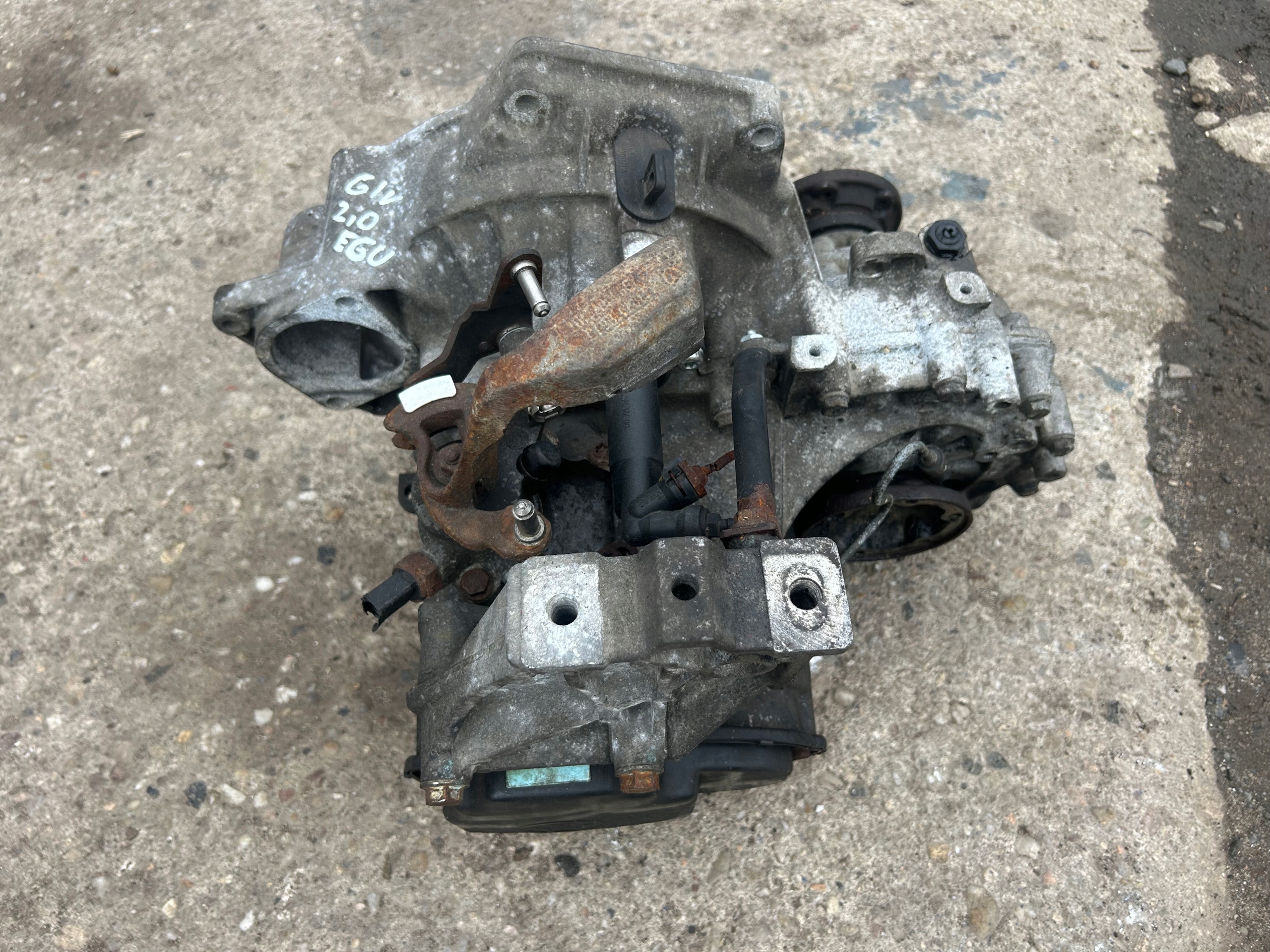 VW GOLF IV 2,0 EGU gearbox,