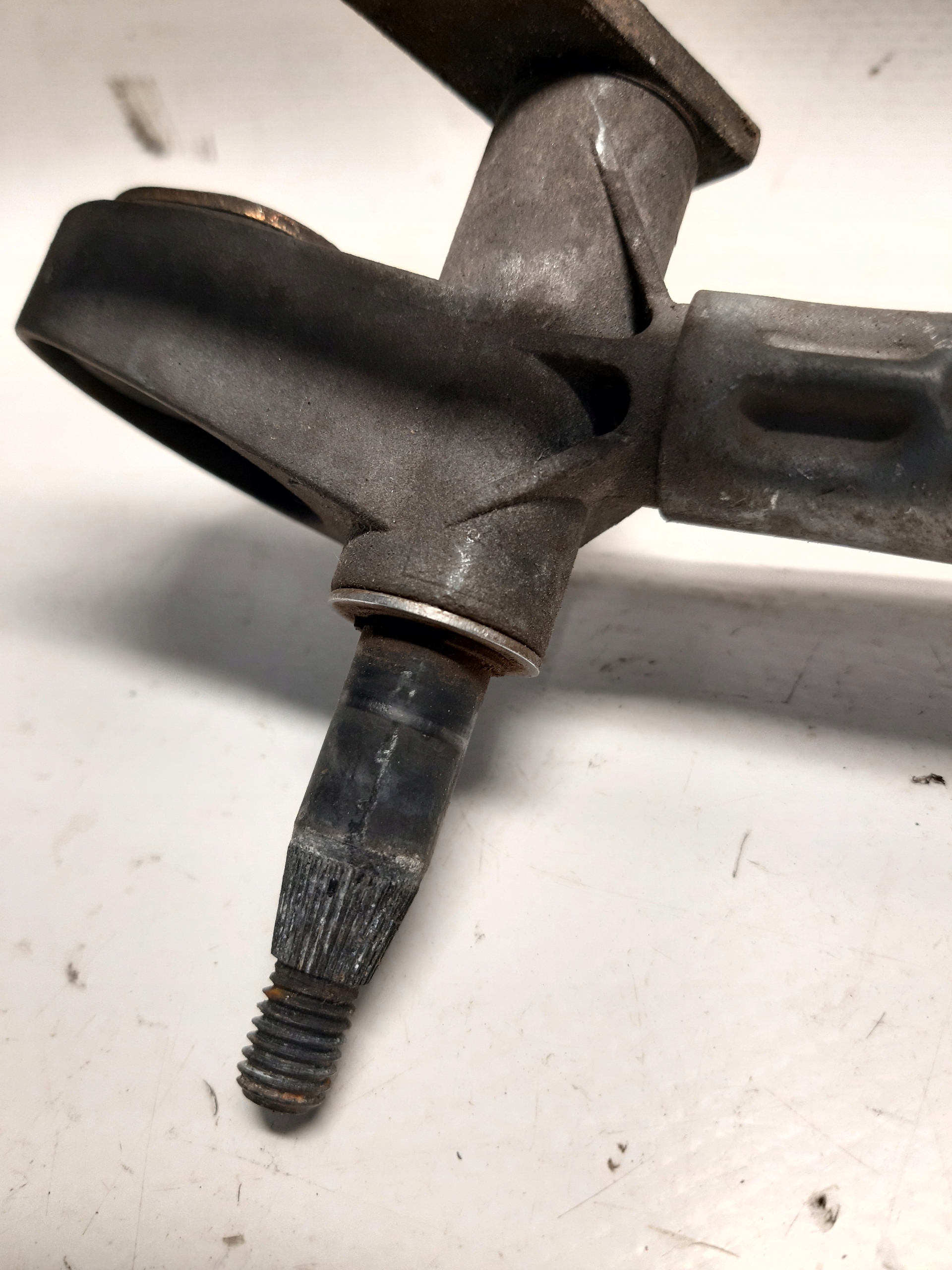 Renault Clio II wiper mechanism front