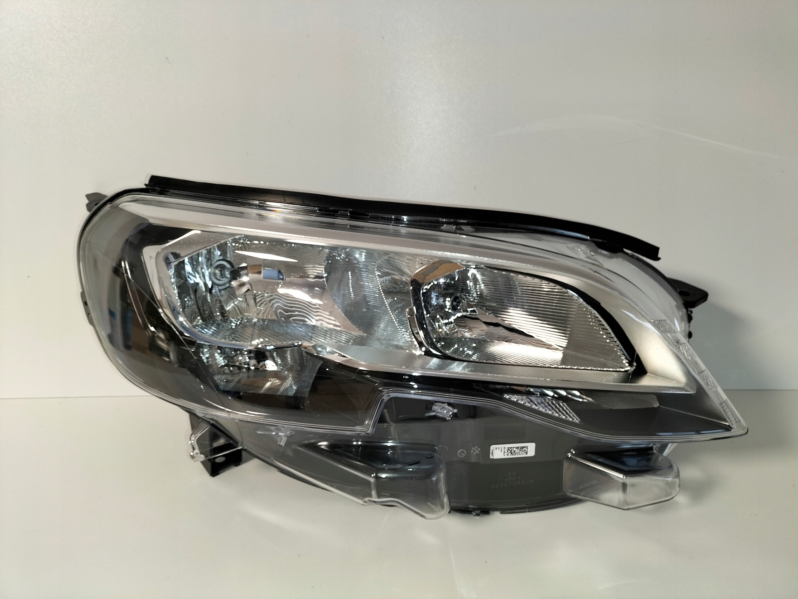 light front reflektor right PEUGEOT EXPERT III 16
