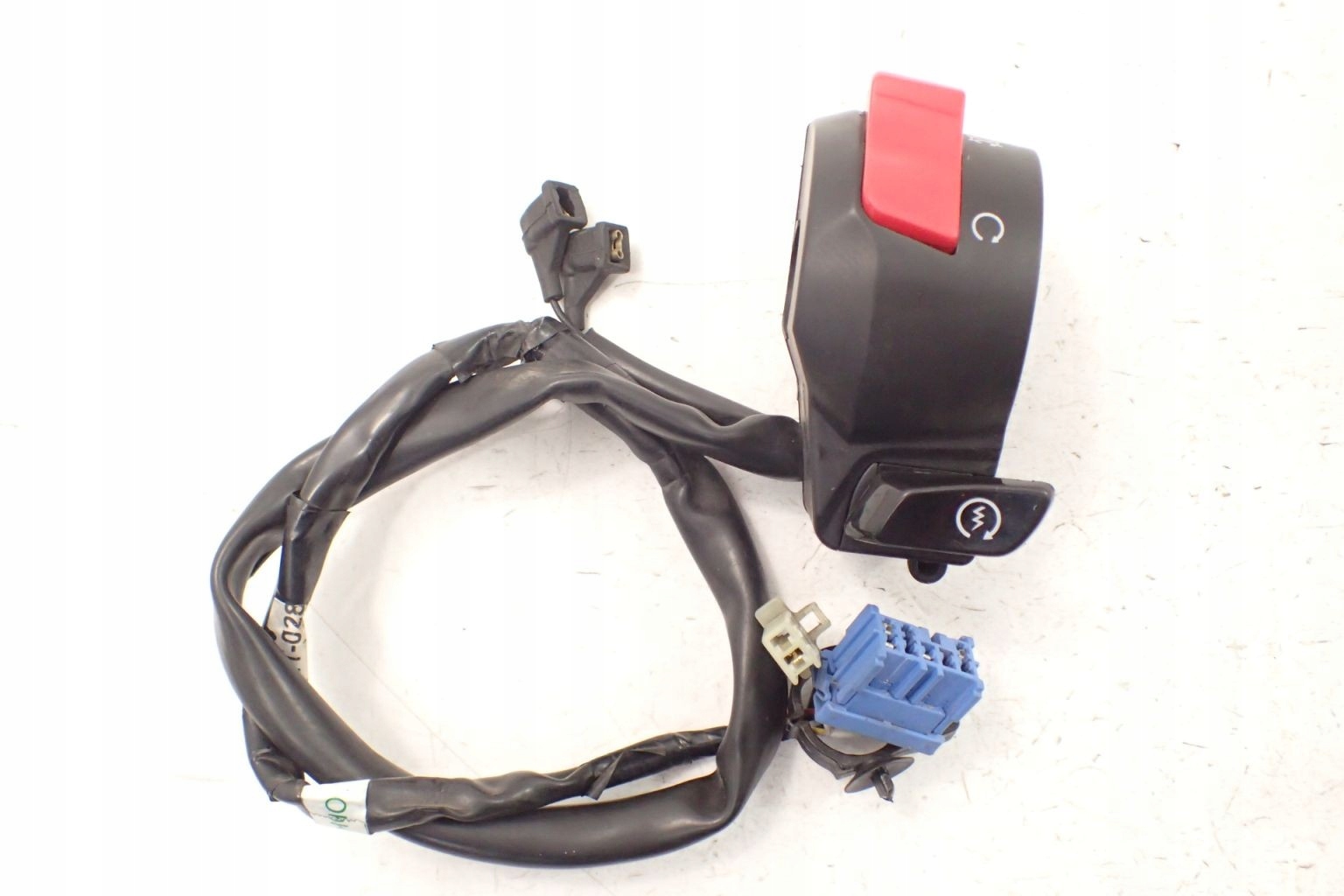 143770 - Honda CBR 650 F 14-18 правый переключатель