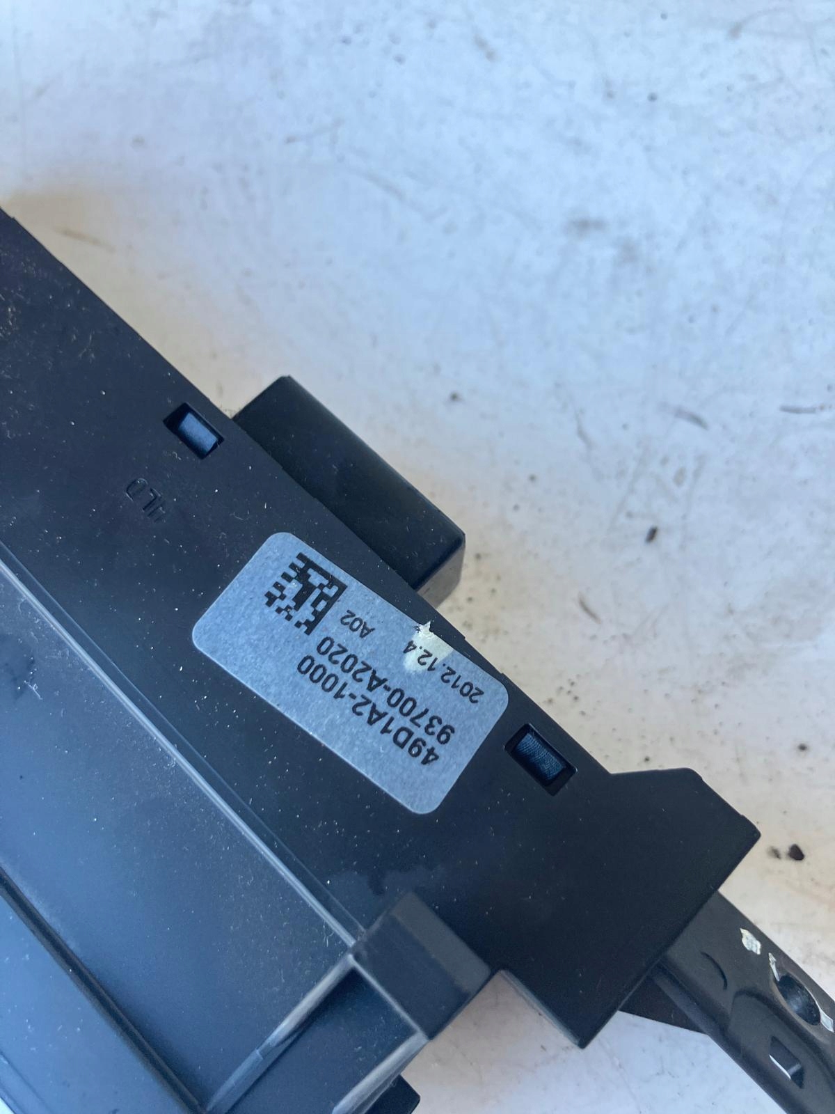 PANEL Pulsante ESP KIA CEED II 49D1A2-1000