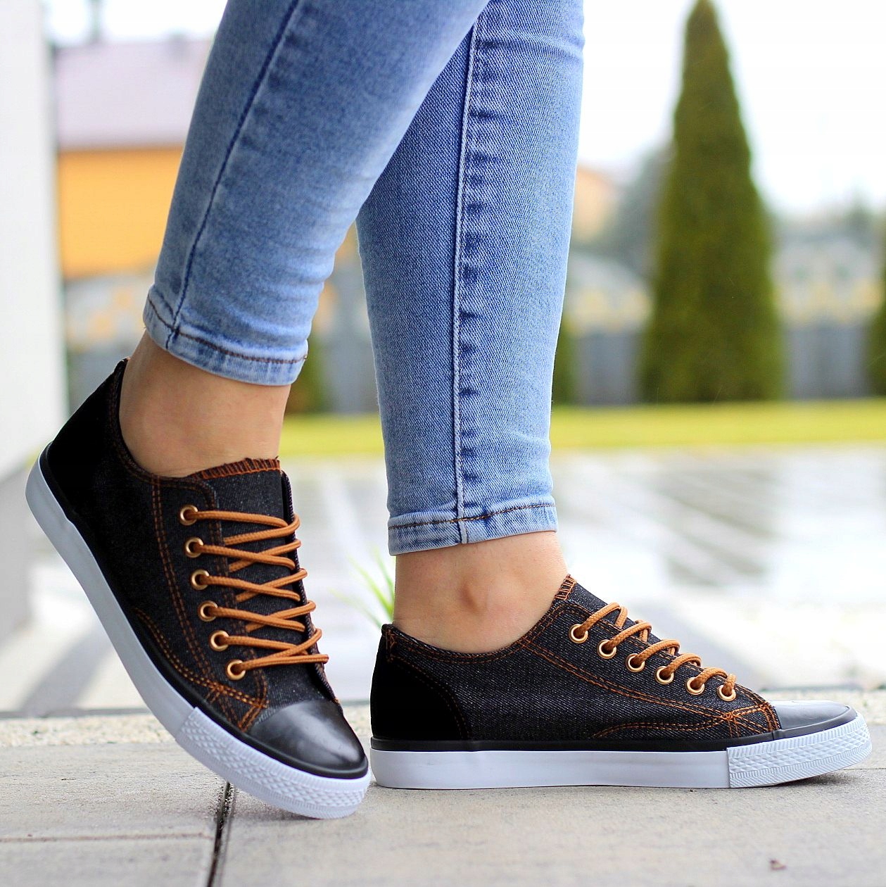 SPORTOWE GŁADKIE TENISÓWKI TRAMPKI DAMSKIE BLACK37 Model inny