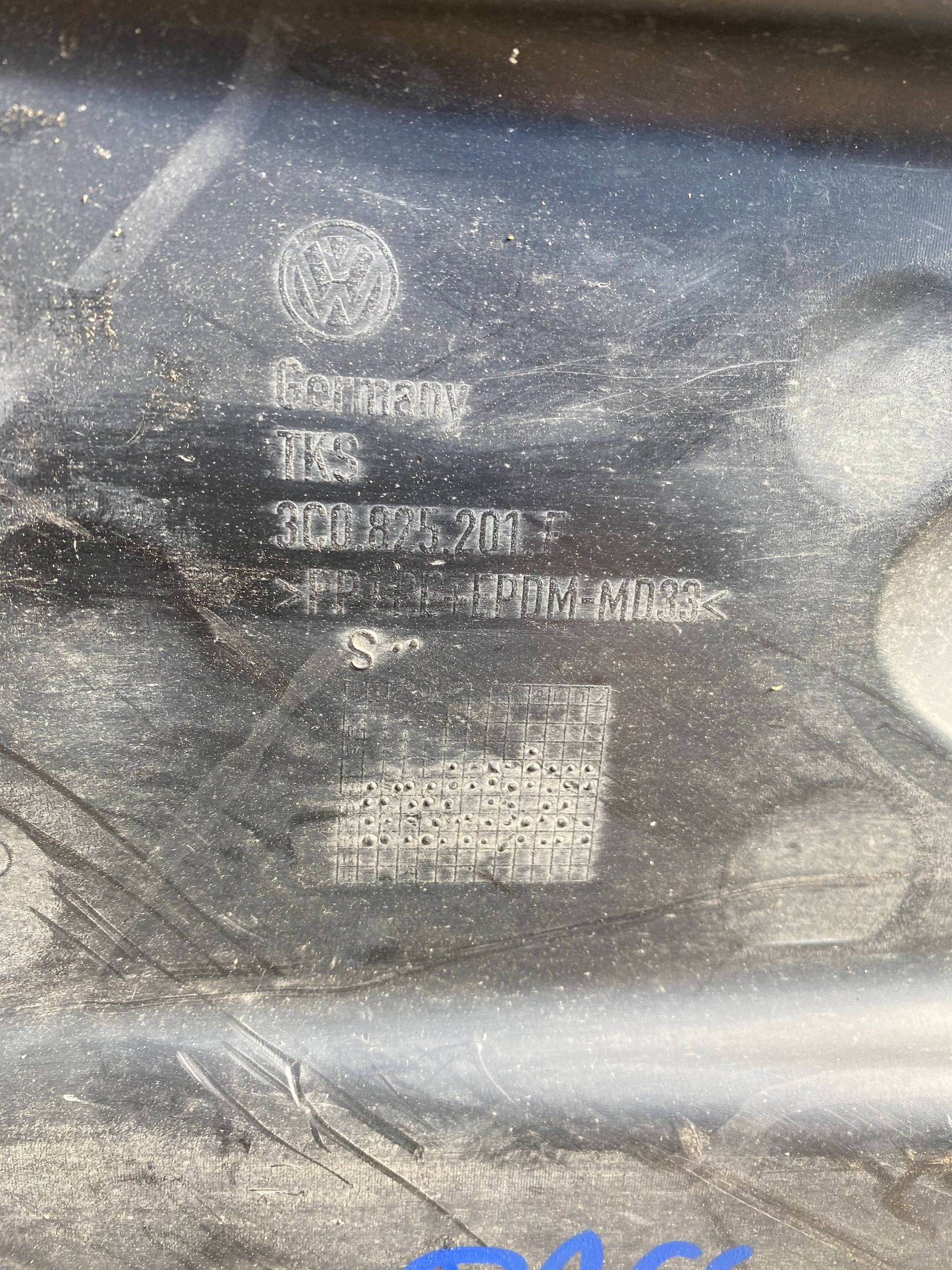 VW PASSAT B7 cover cover chassis left 3C0825201F