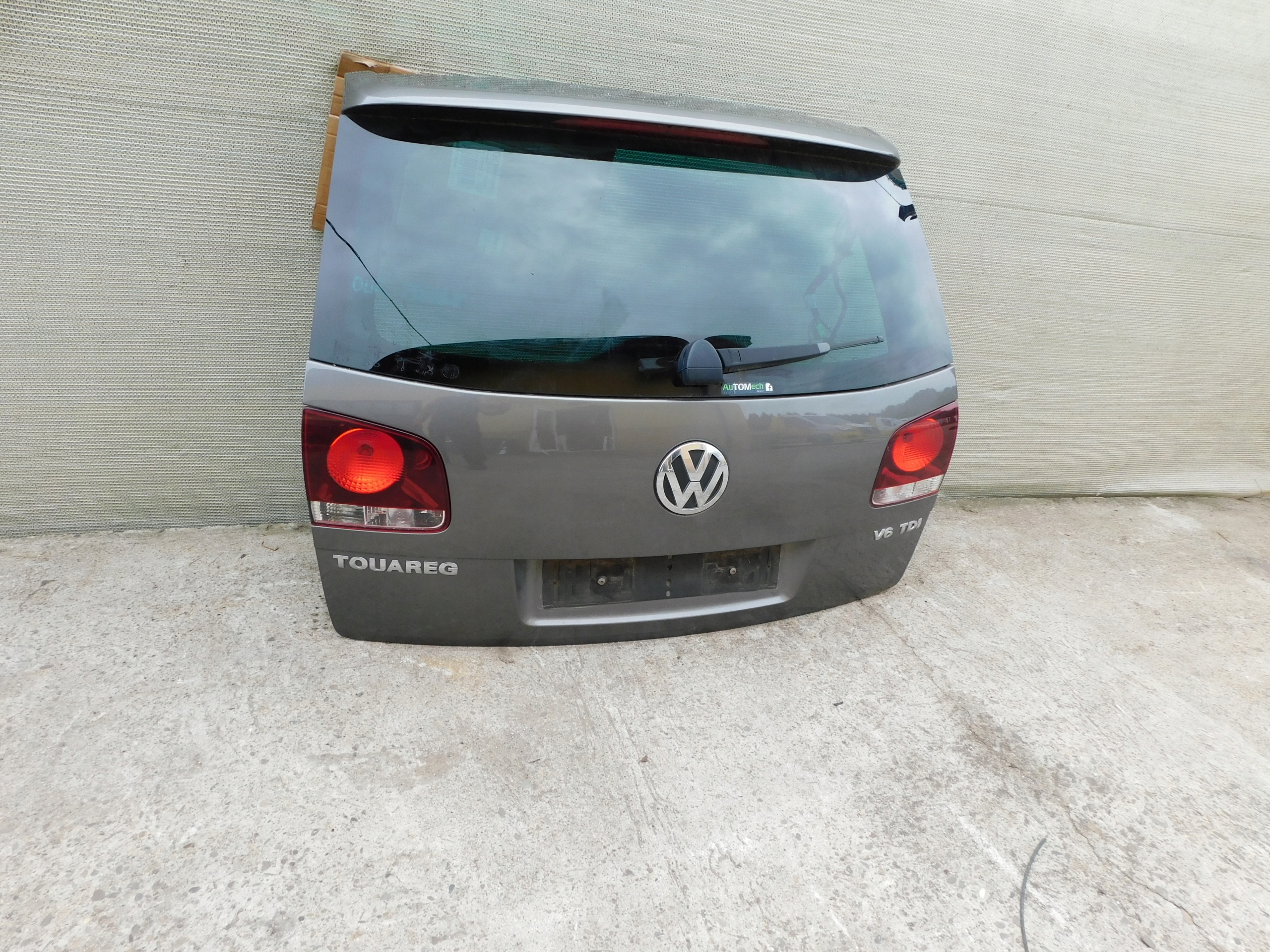 boot doors boot complete window lights VW Touareg grey