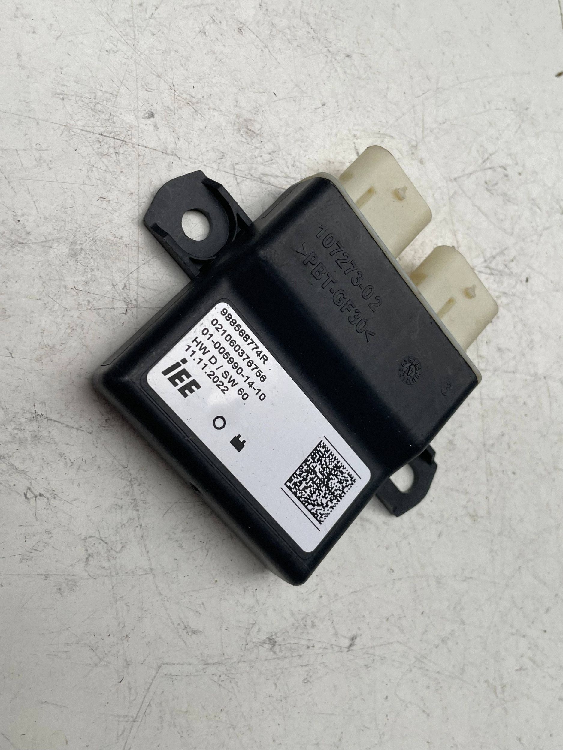 module control unit seat Renault Megane Nissan 988568774R !J