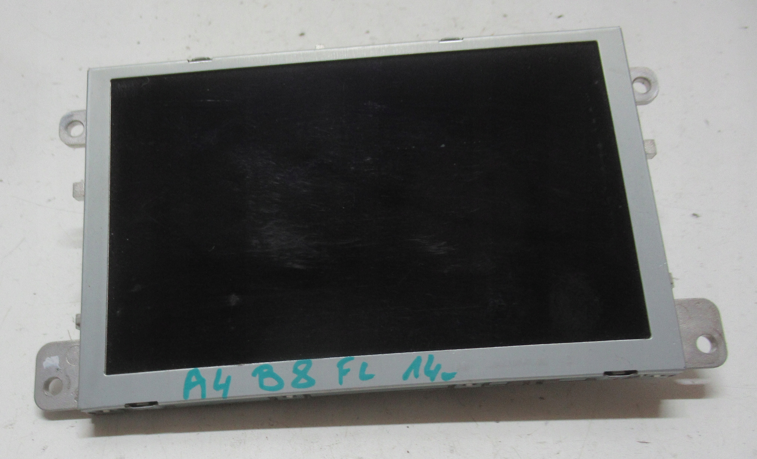 AUDI A4 B8 FL 2.0 TFSI 14R EKRAN display navigation devices 8R0919604A
