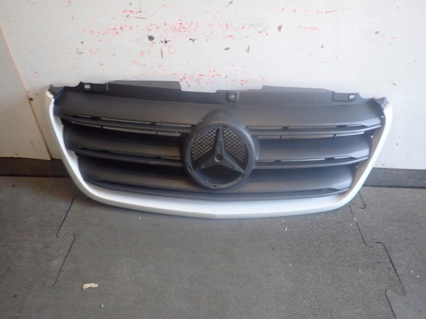 GRILL MERCEDES SPRINTR W907 2017- W910