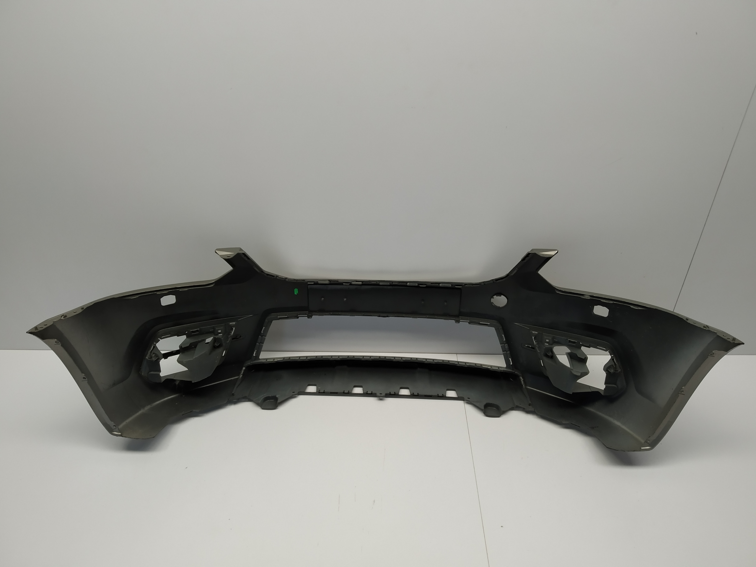 2012r Skoda Yeti lift bumper front washers without PDC jasny original