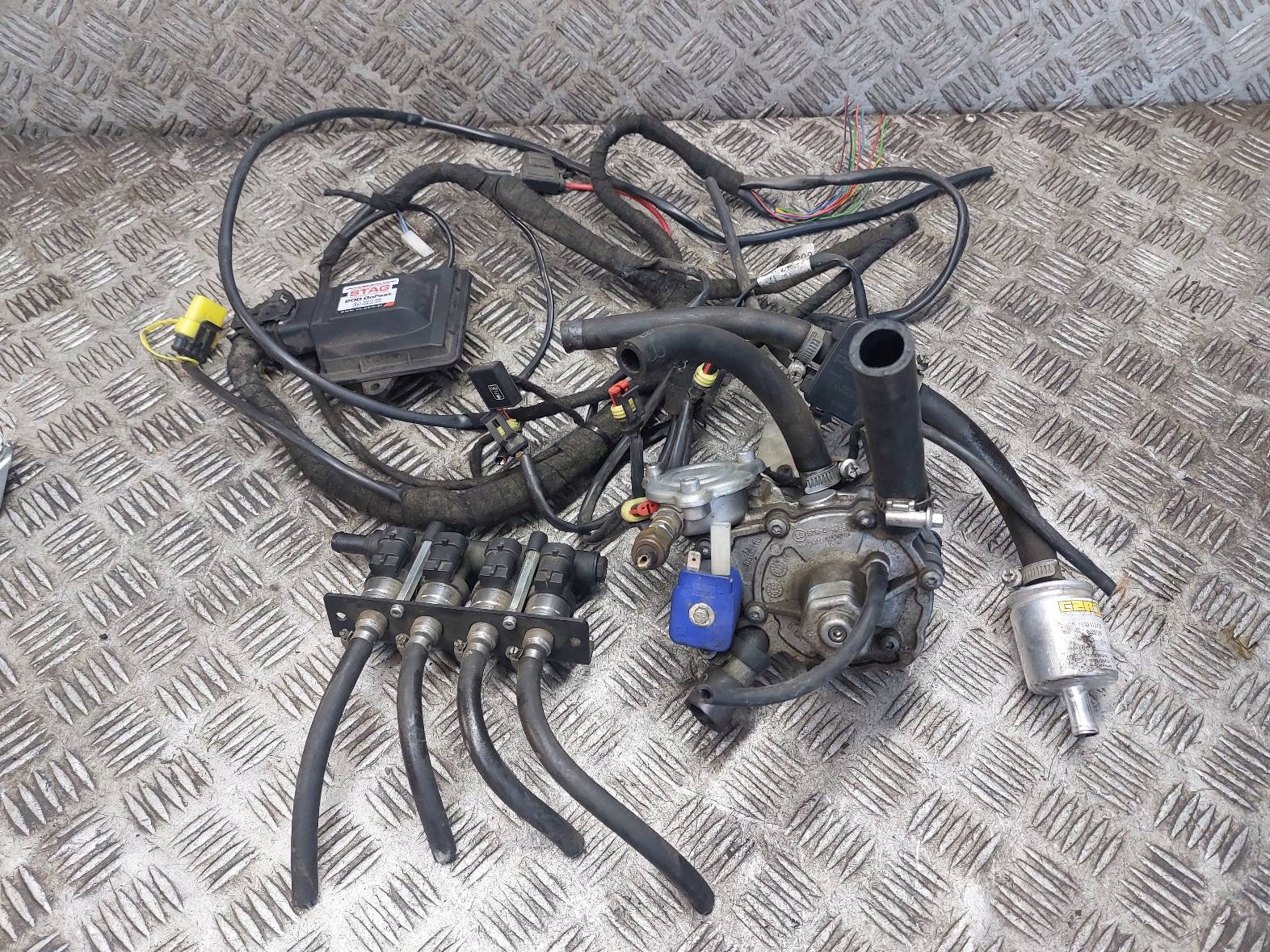 INSTALACJA GAZOWA LPG 4 CYL STAG 200 GOFAST PS-02 PLUS AT09 BARRACUDA