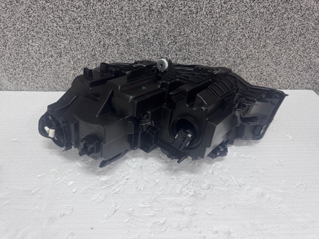 light right BMW 3 G20 G21 Full Led Adaptive Led