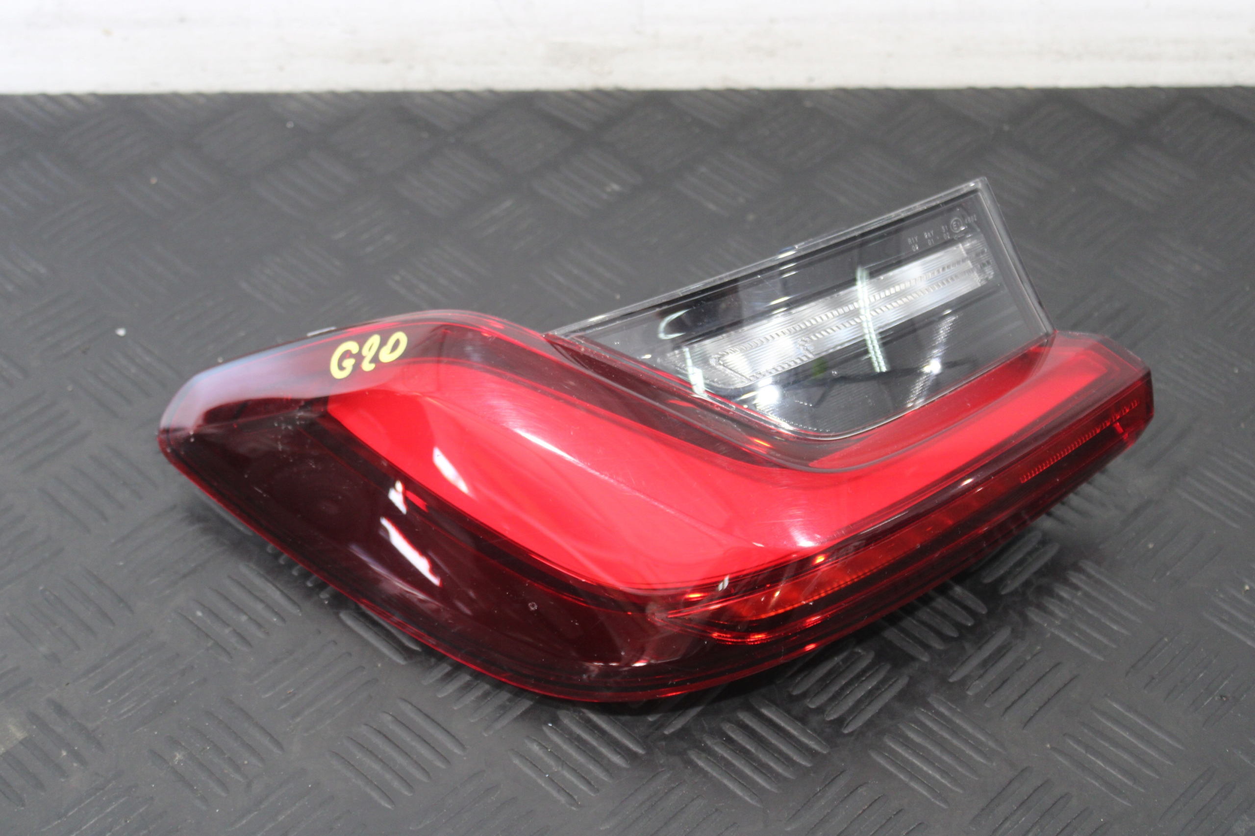 light left rear part BMW 3 G21