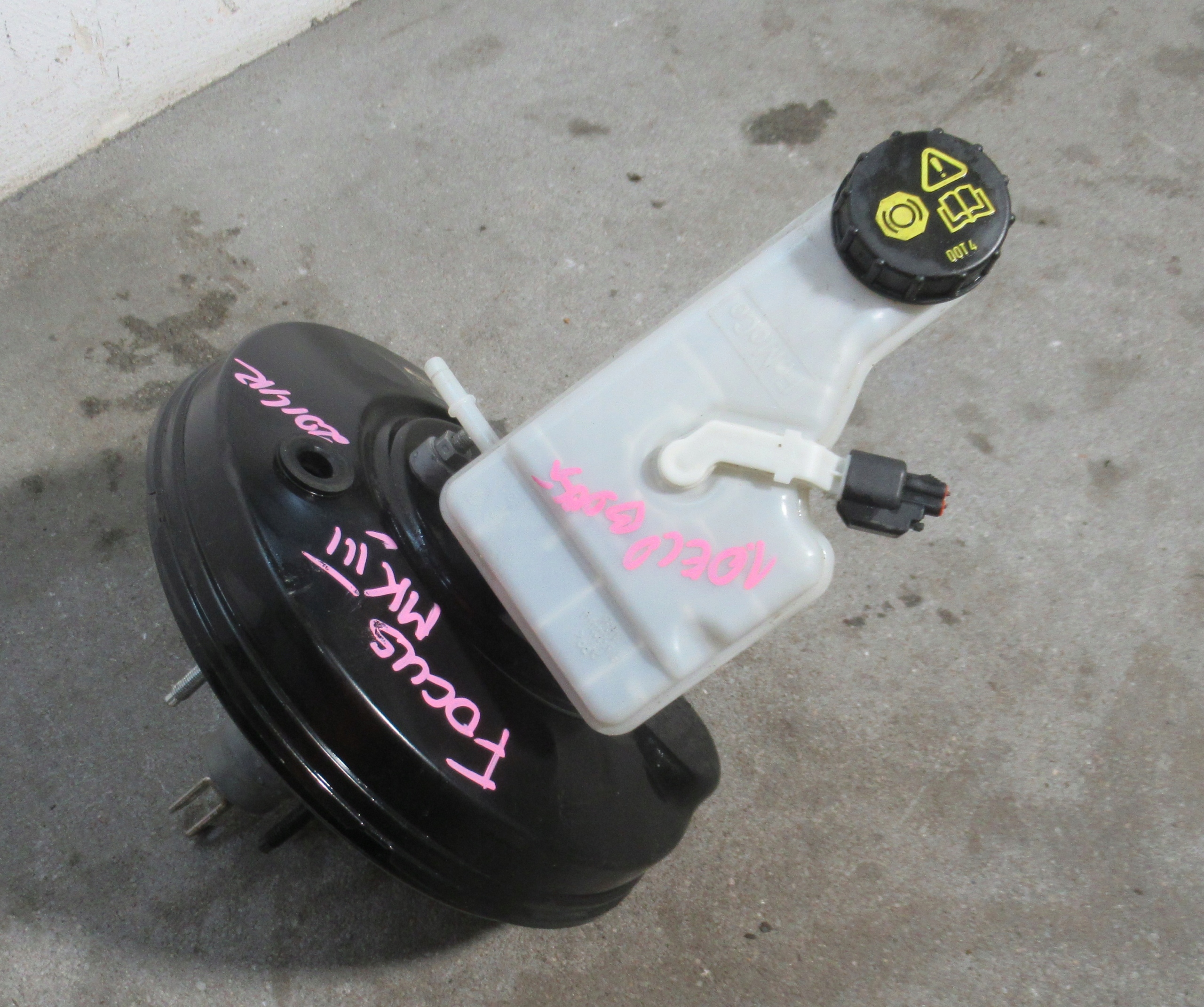 FORD FOCUS MK3 1.0 EB servo brake booster