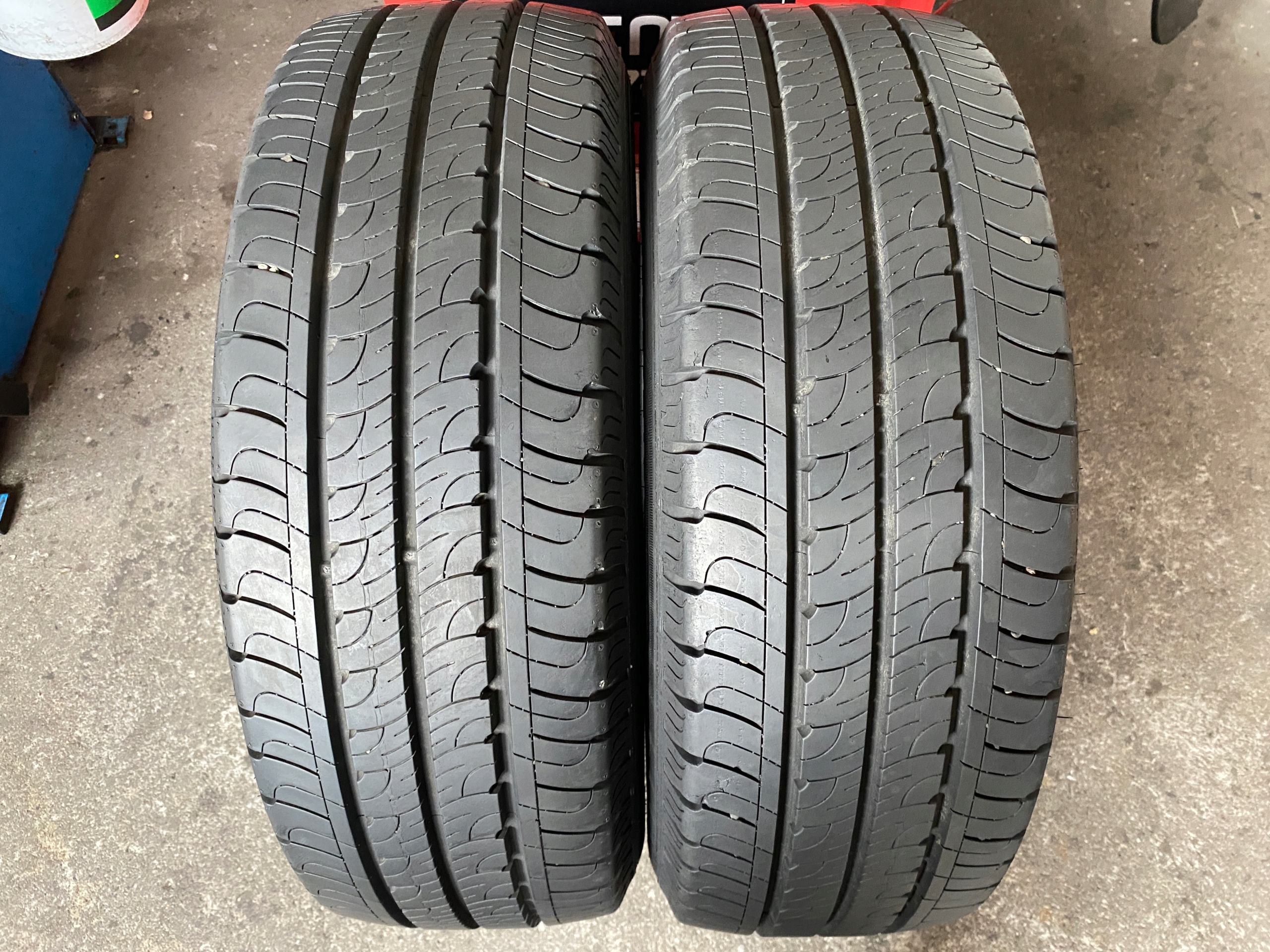 2 tyres summer 215/65R16C Goodyear EfficientGrip Cargo as new