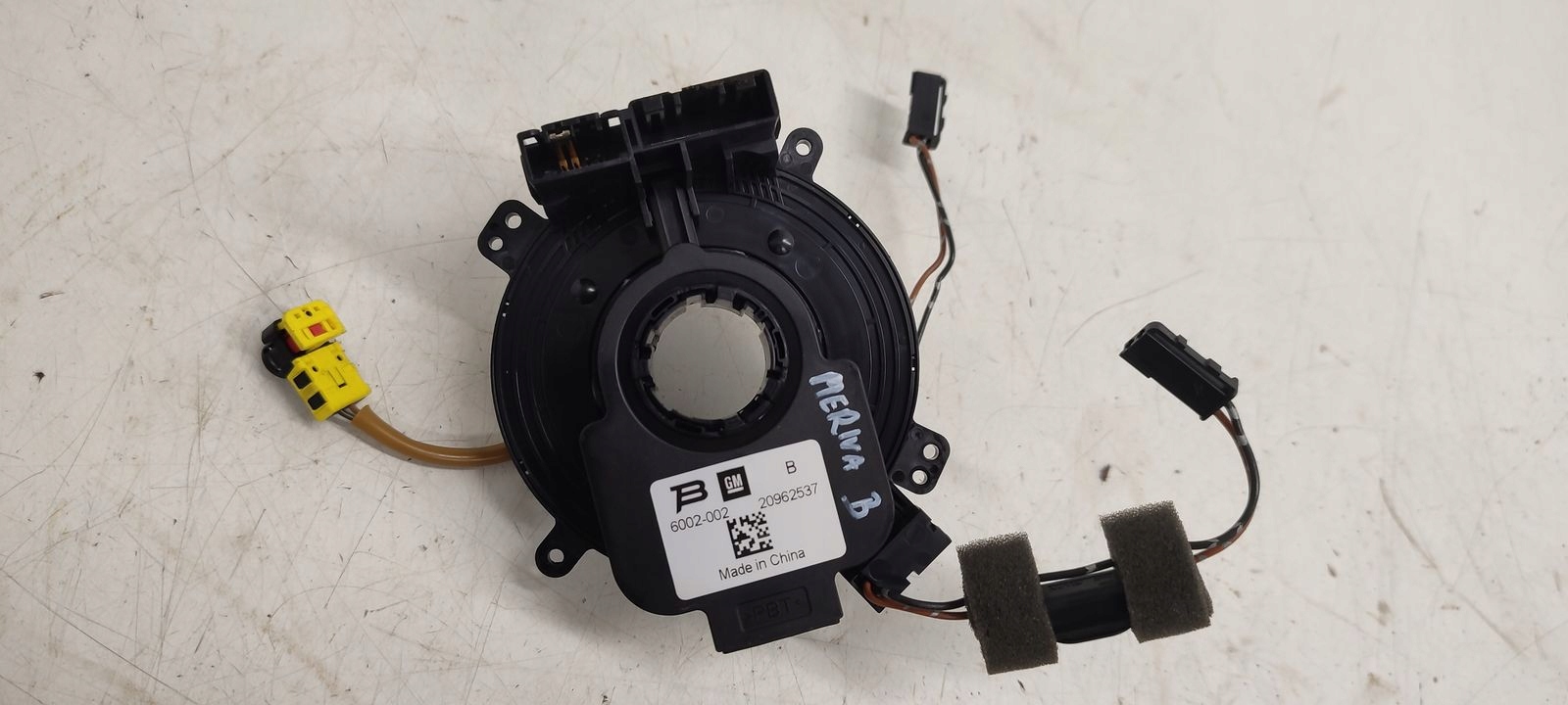 steering wheel levers and controls ring zwijak Opel Meriva B