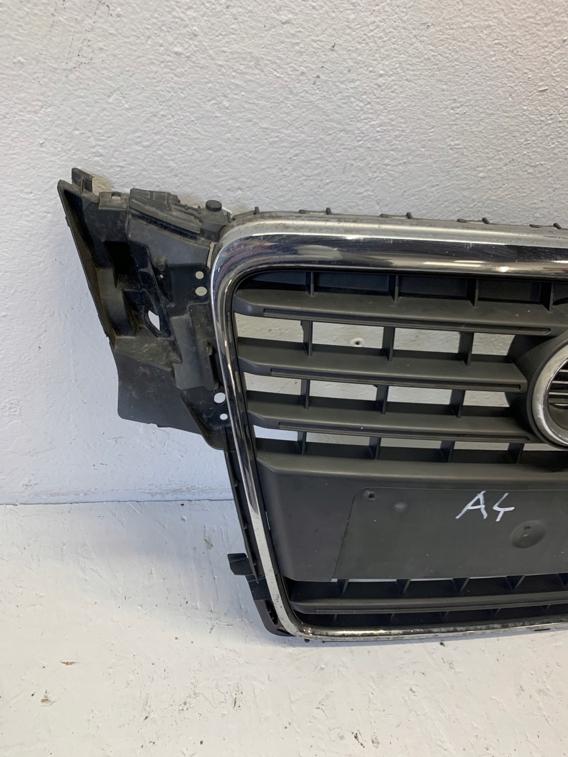 Audi A4 B9 Kühlergrill FRONTGRILL Kühlergitter - Thumbnail 2