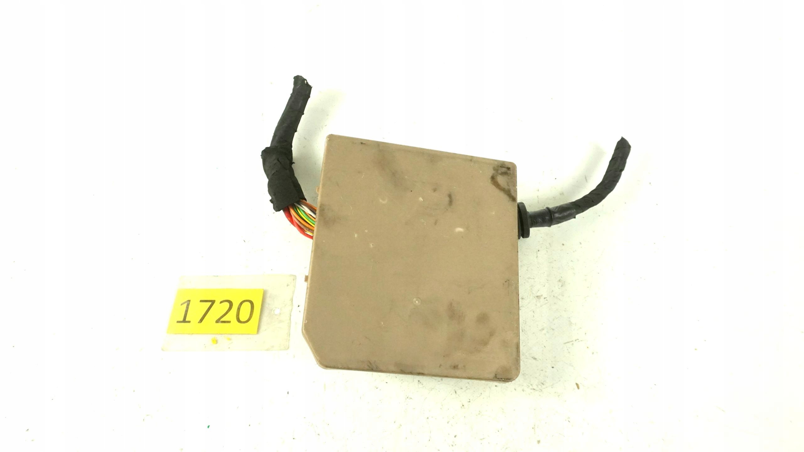 Module fusibles Module UPC UCH RENAULT CLIO 3 III MODUS 674654A