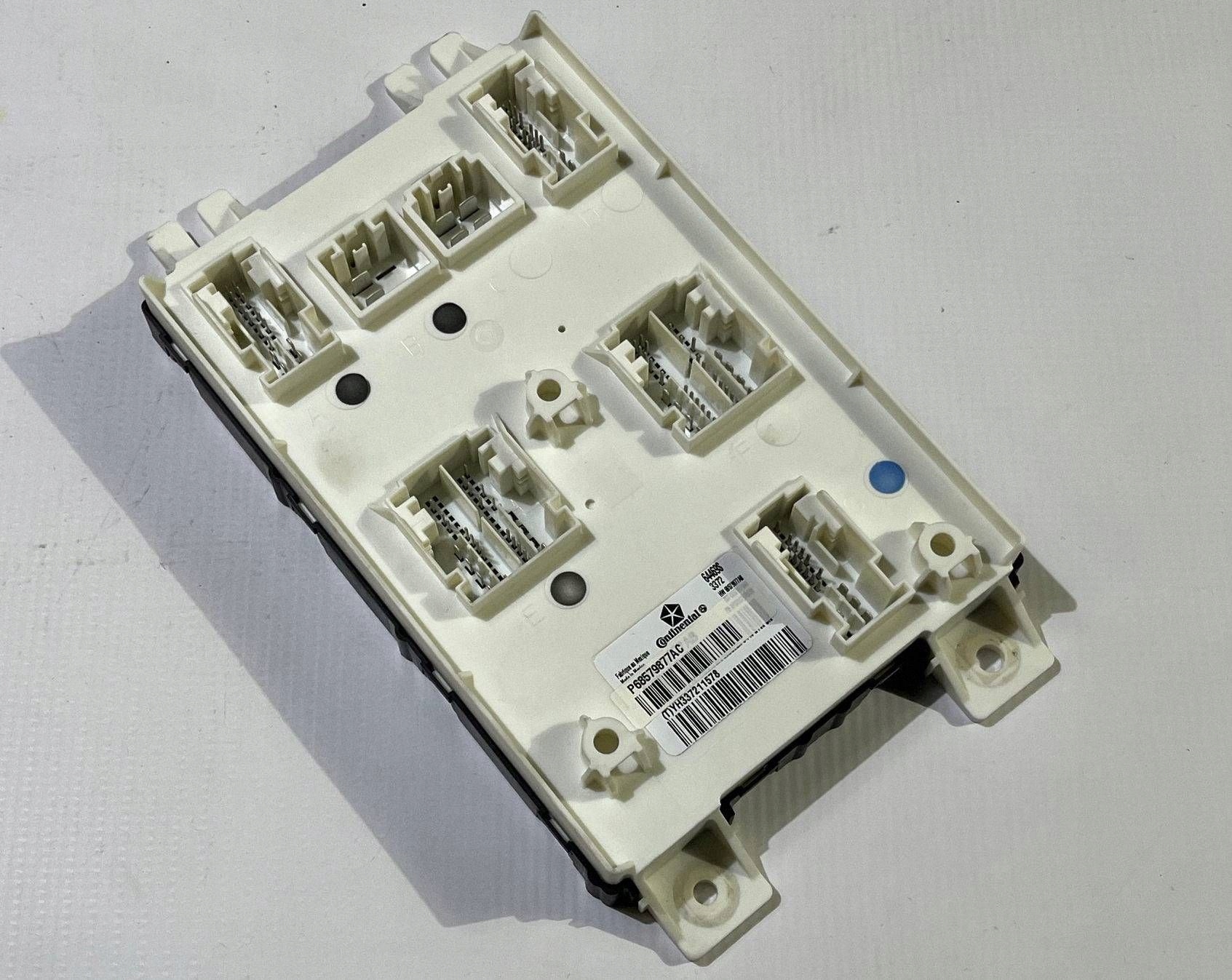 comfort control unit control unit BCM Chrysler Pacifica 2021