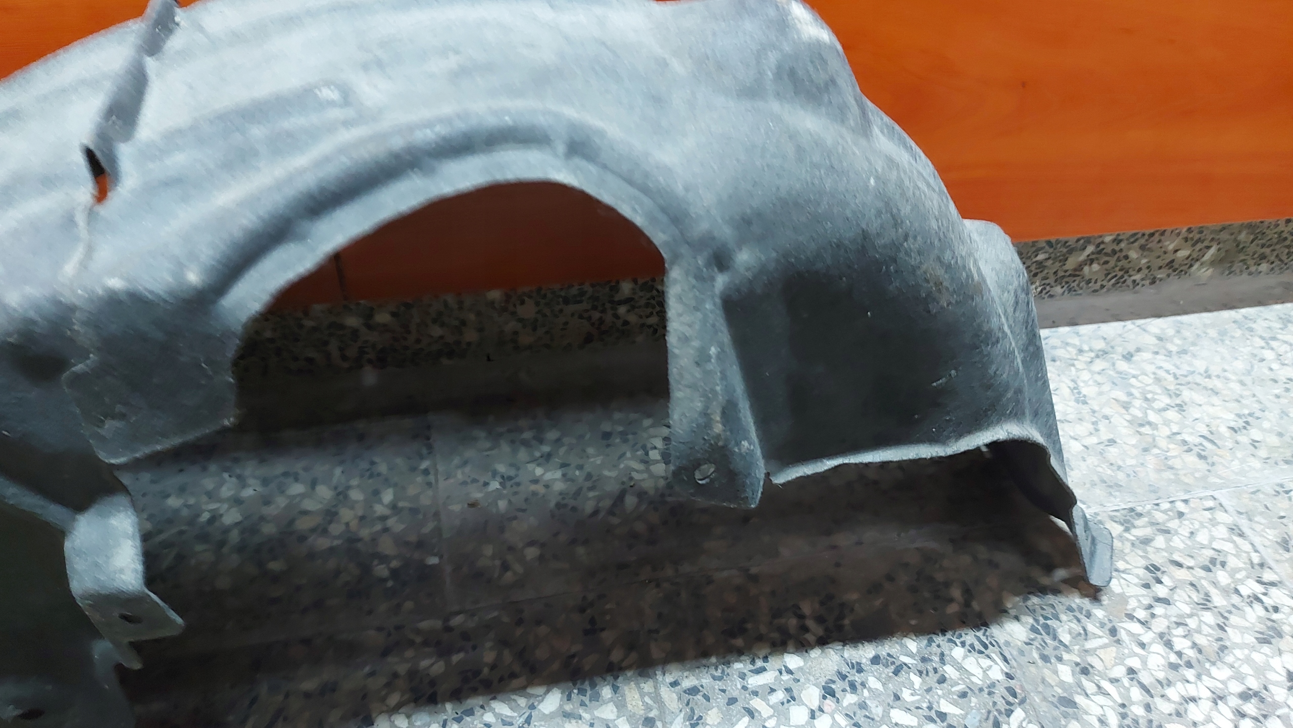 mudguard left rear part TOYOTA COROLLA E21 KOMBI 19