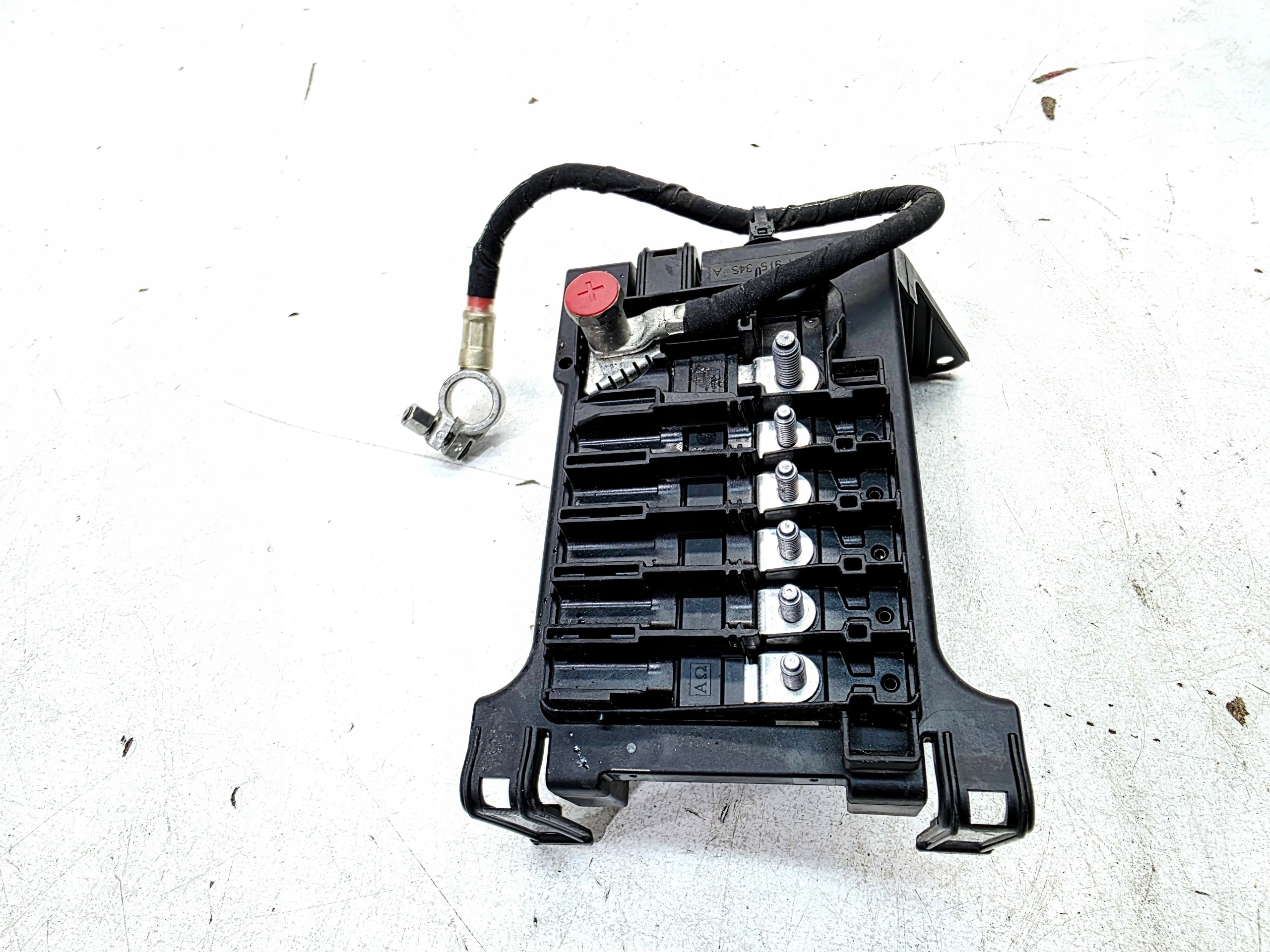 Module fusibles Borne + AUDI Q4 E-TRON 1EA937548A