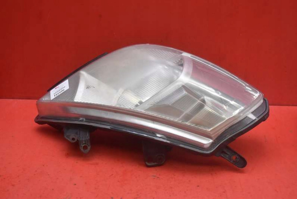 REFLEKTOR right light front EU 26010EM00A NISSAN TIIDA 1 and 04-08