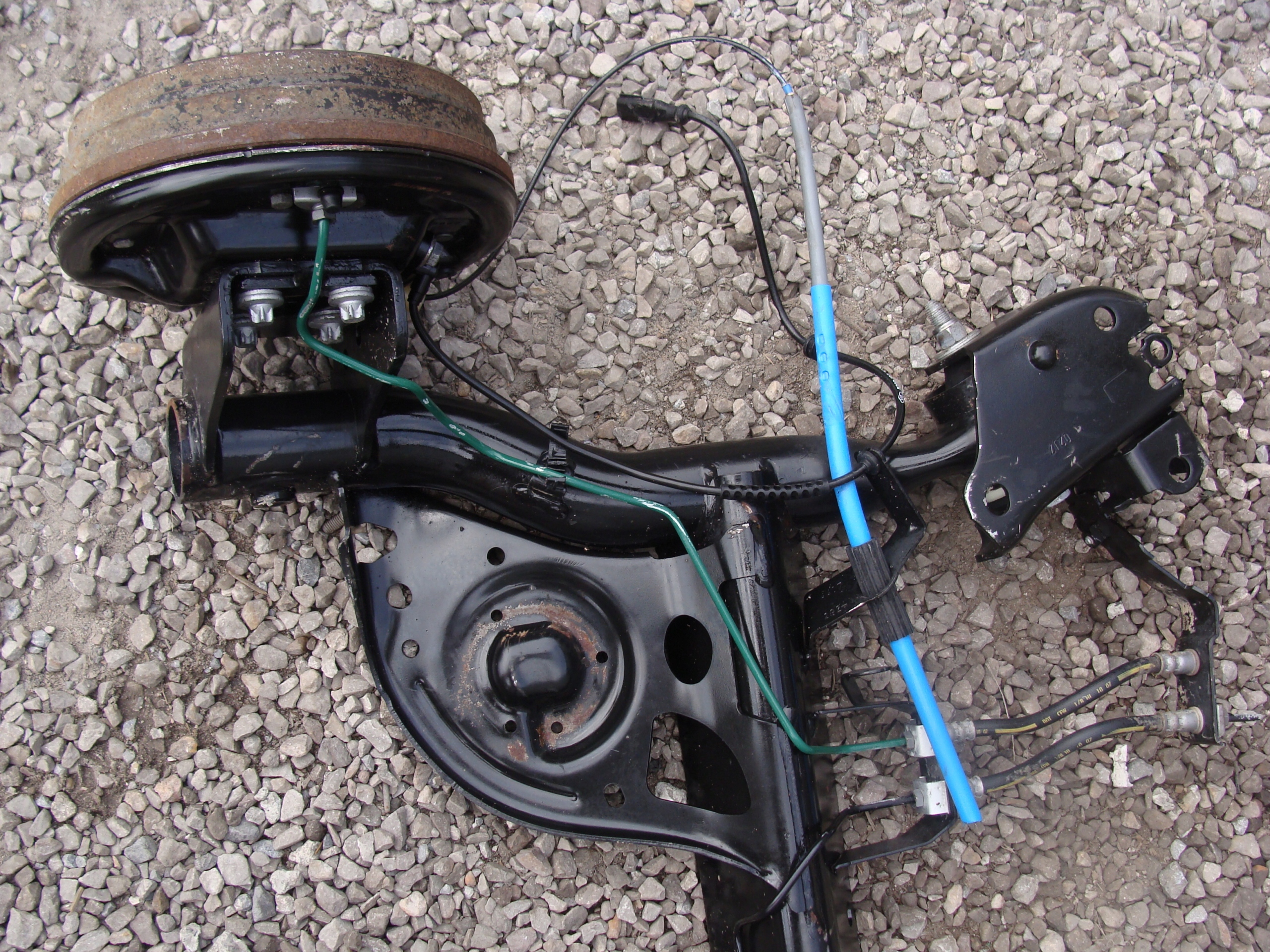 BELKA OŚ TYLNA RENAULT CLIO III MODUS BĘBEN !!! Typ samochodu Samochody osobowe