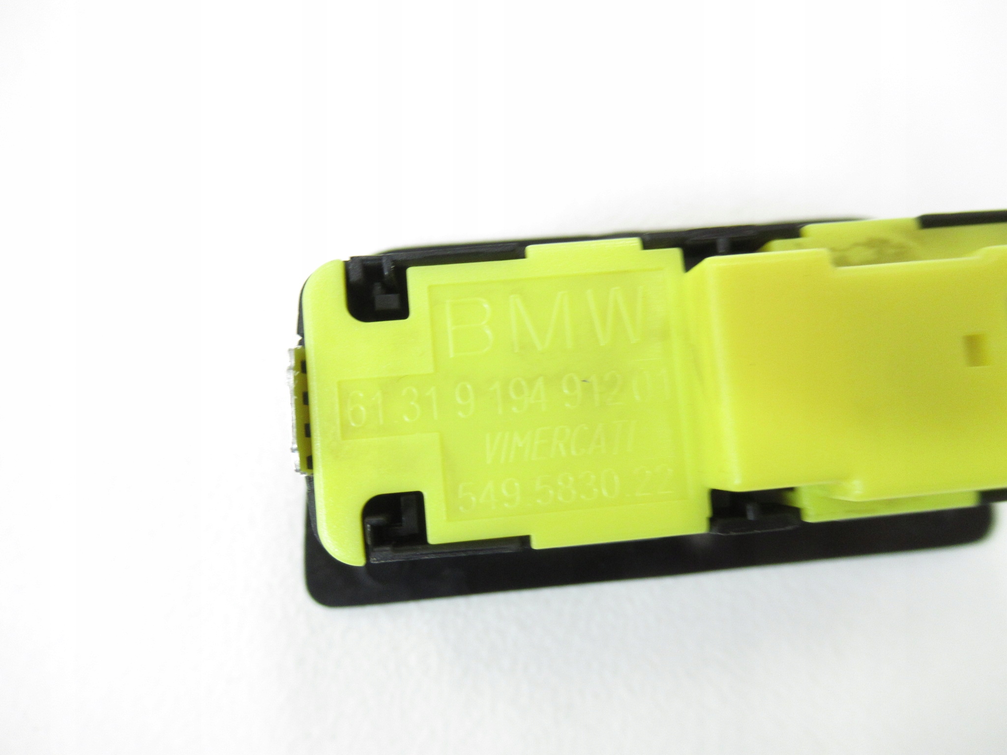 Bouton du capot centerlock BMW F07 GT
