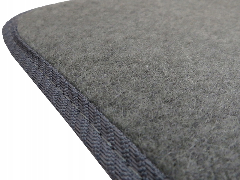 MERCEDES ACTROS MP4 11-SKŁAD dywaniki welur STD SZ Producent Edecor