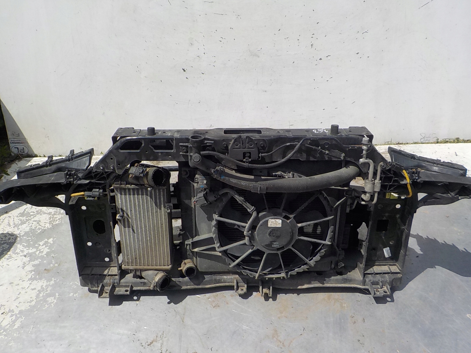 363 KIA SOUL II 1.6 CRDI 13-19 support panel for radiators sider radiator