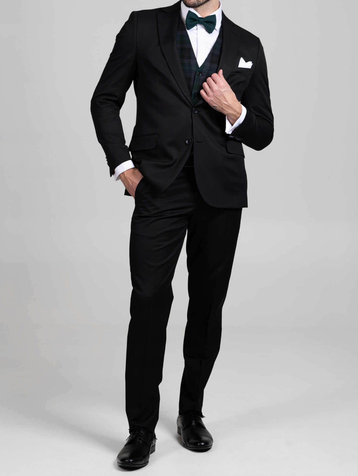 Pánský jednořadý oblek černý Slim Premium 176/120/106