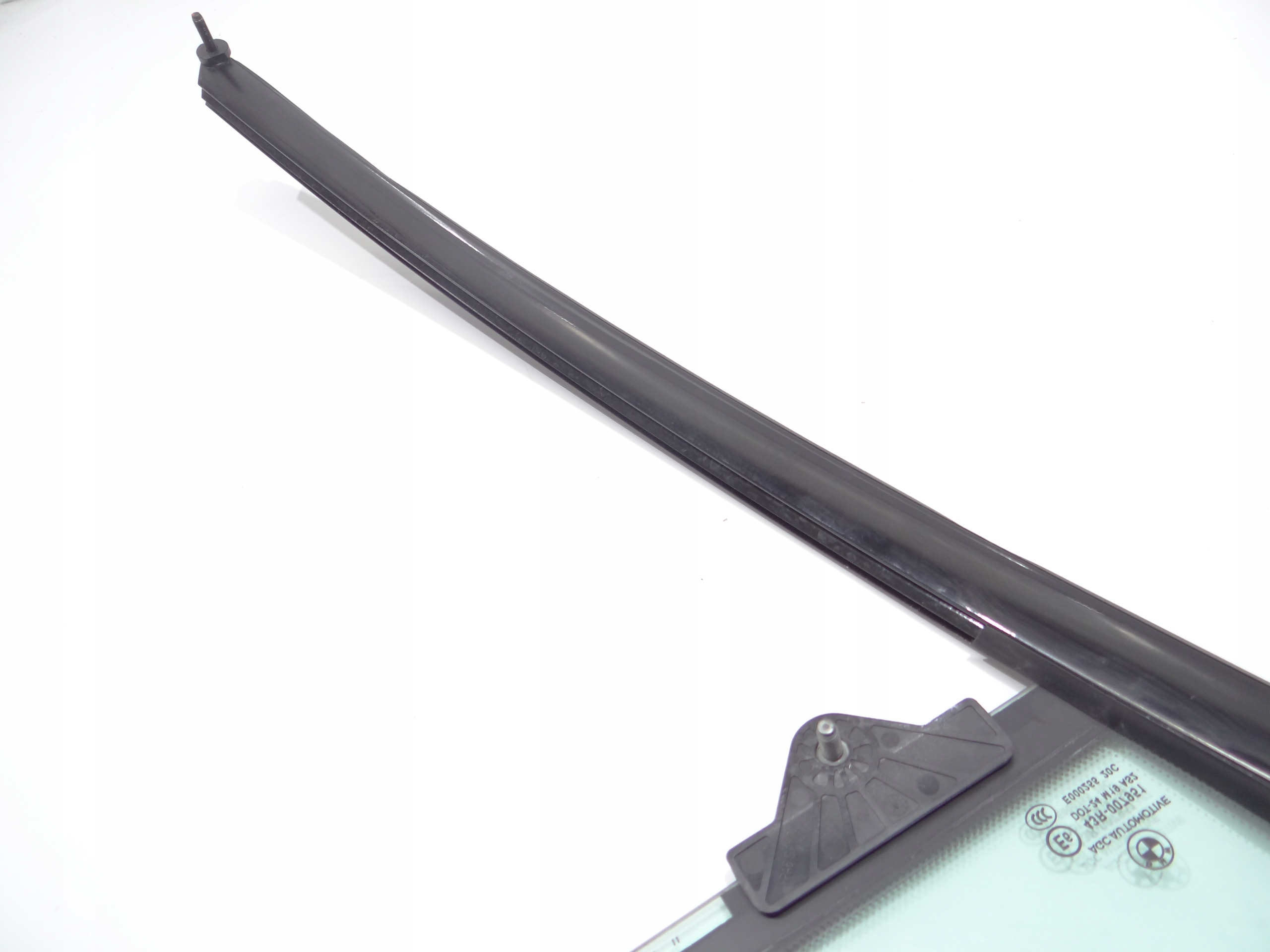 window TROJKAT door left front BMW I3 7289041