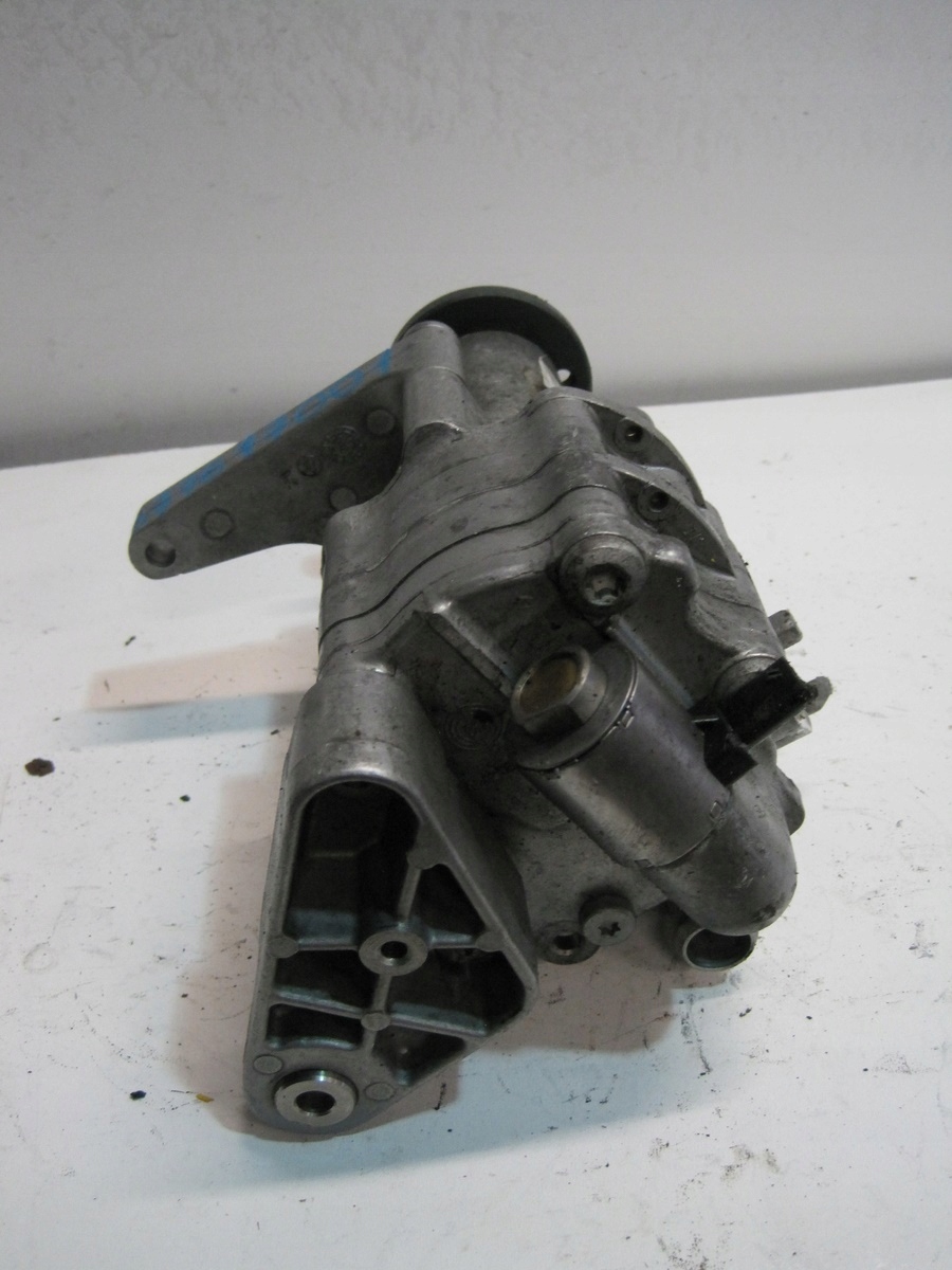 Pompa servosterzo BMW 6776170
