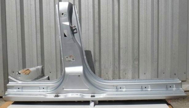 SEAT ALTEA 07 R PRÓG PRAWY LS7Y