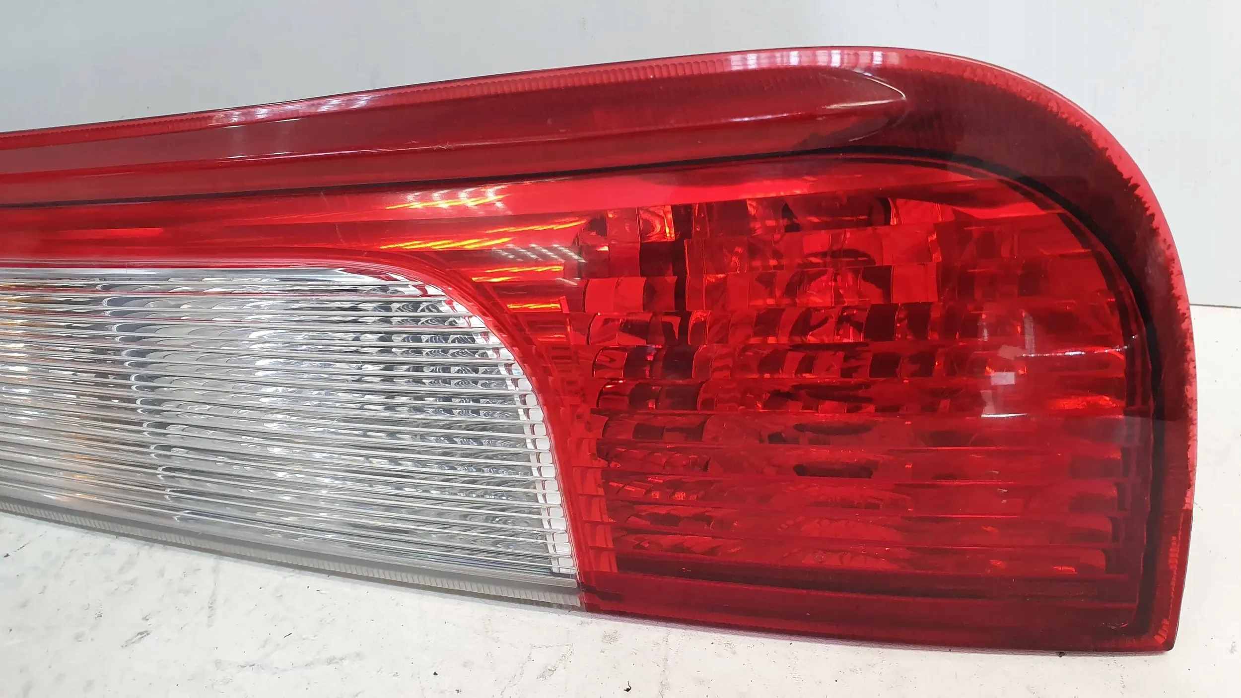 light rear part right 3M51-13N41-AA FORD C-MAX MK1 03