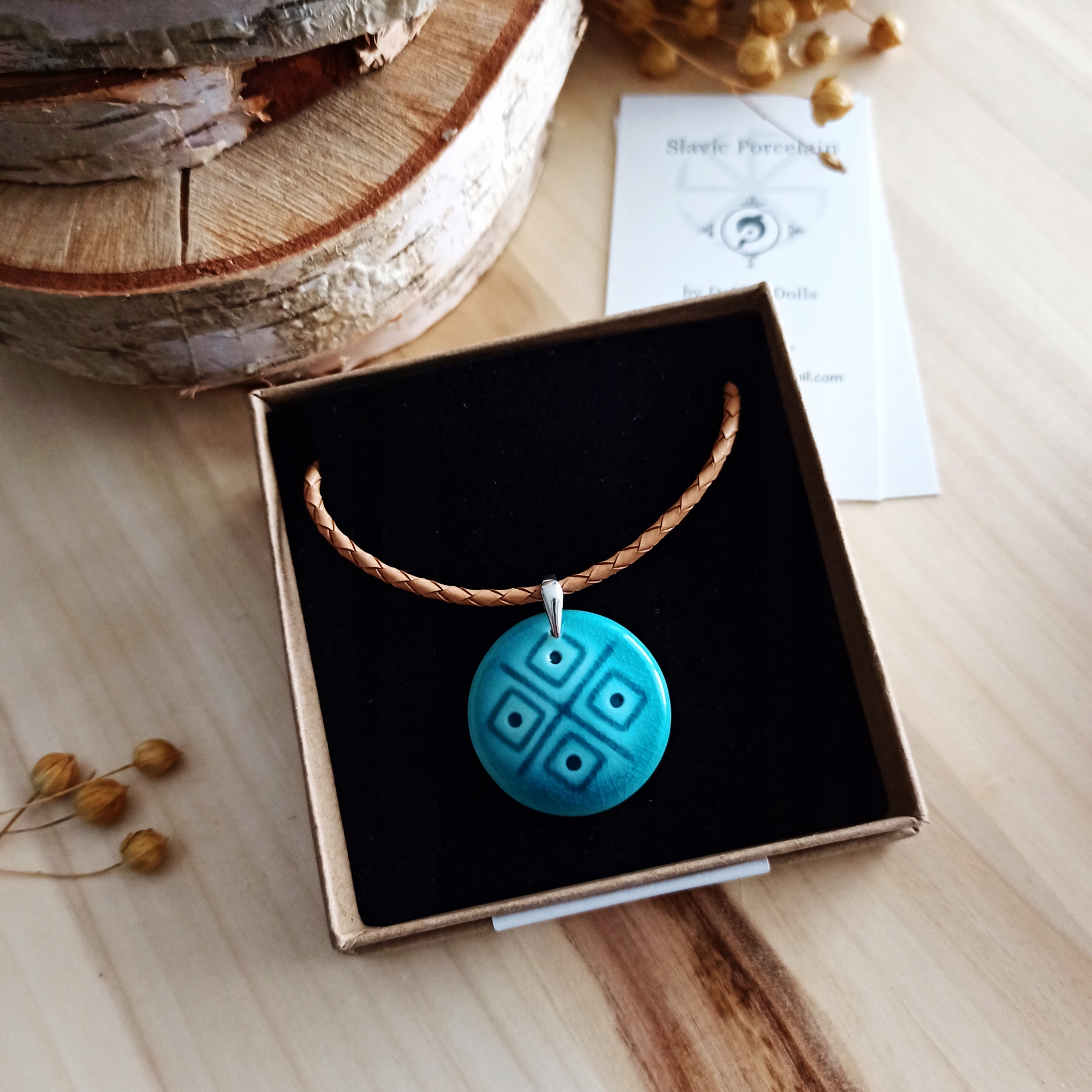 Keramický symbol Mokoš Slovanské šperky, porcelán a stříbro Ag 925