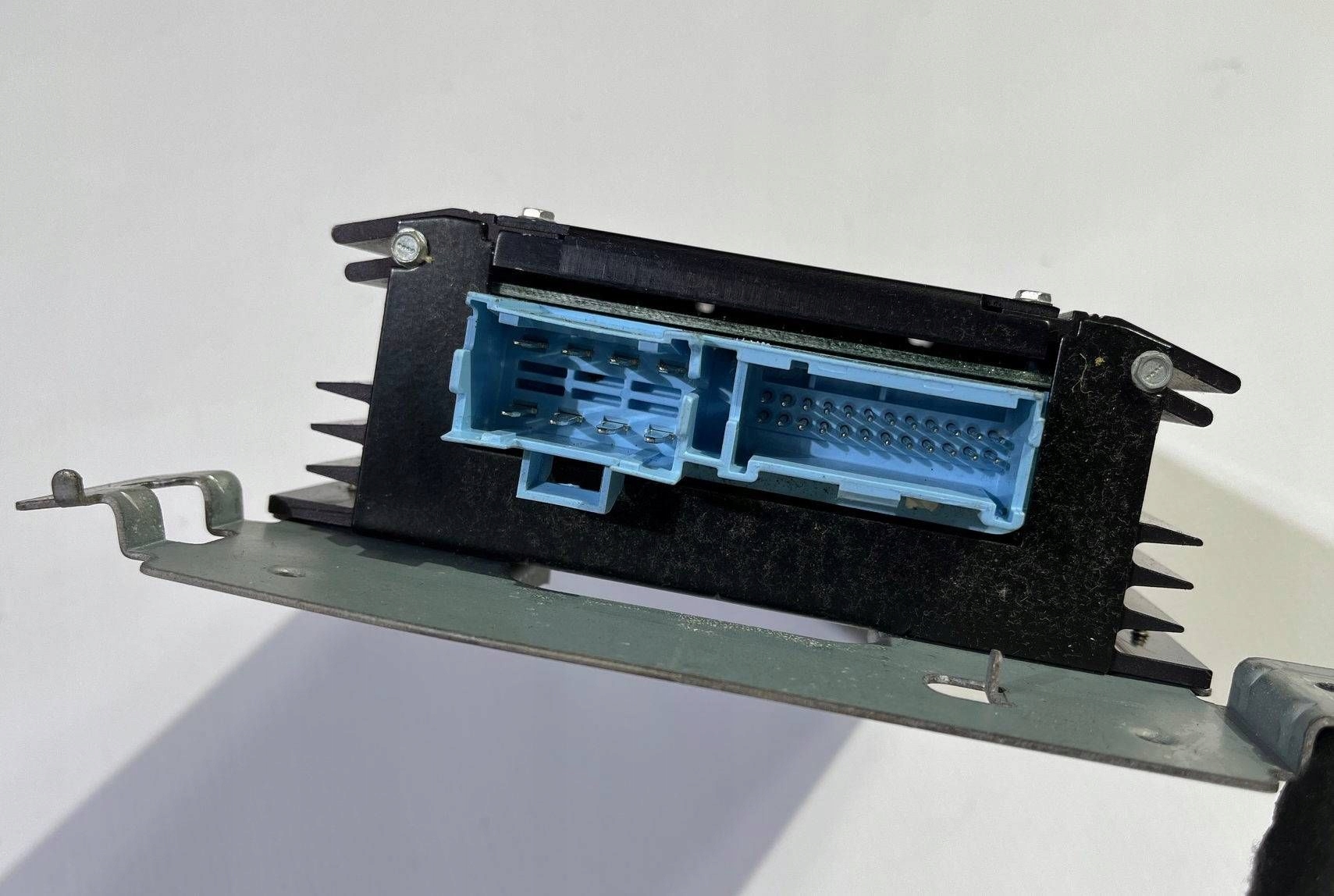 amplifier module audio radia Chevrolet Corvette C6