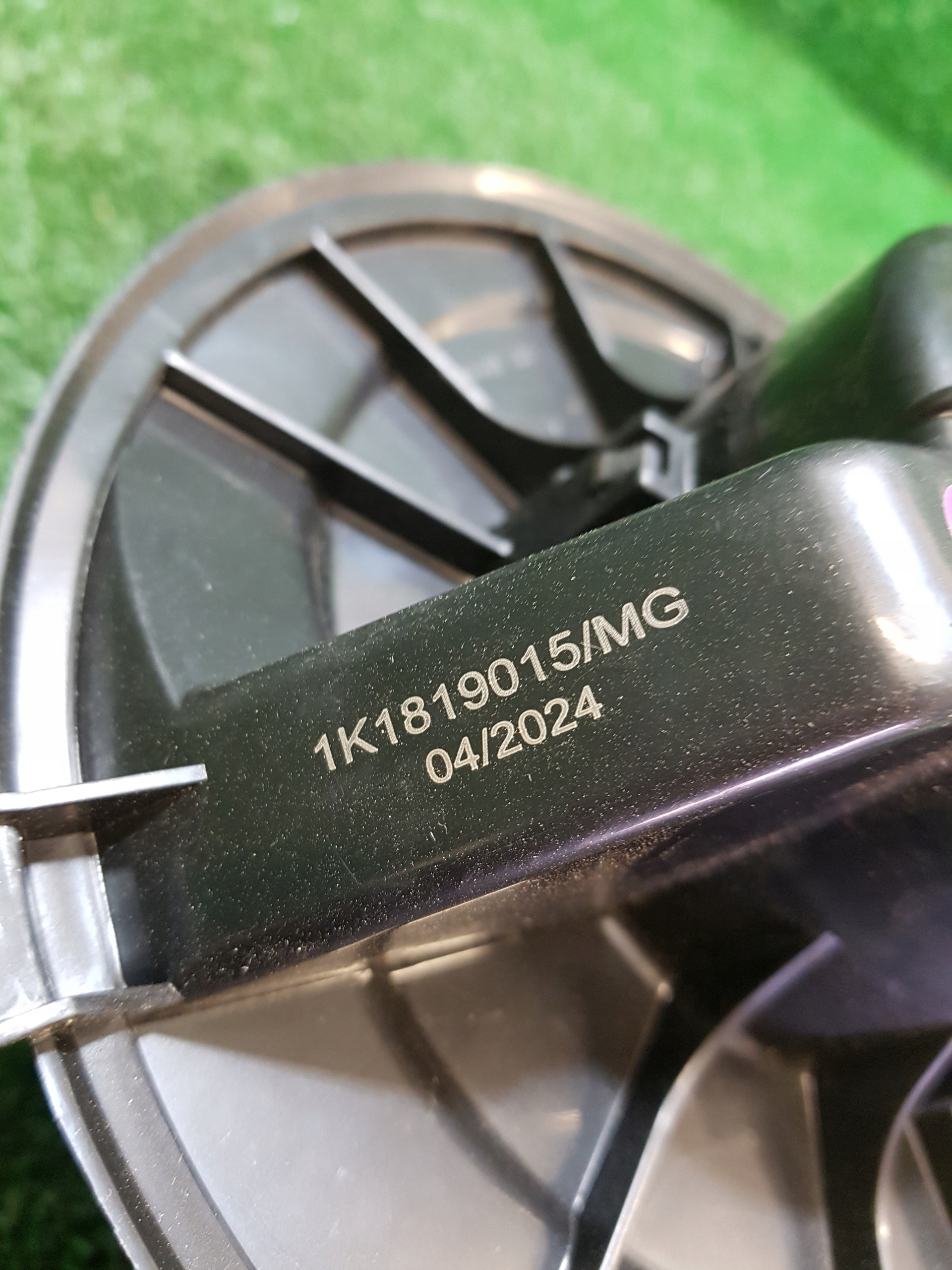 ventilátor klími SKODA OCTAVIA 2 1K1819015MG