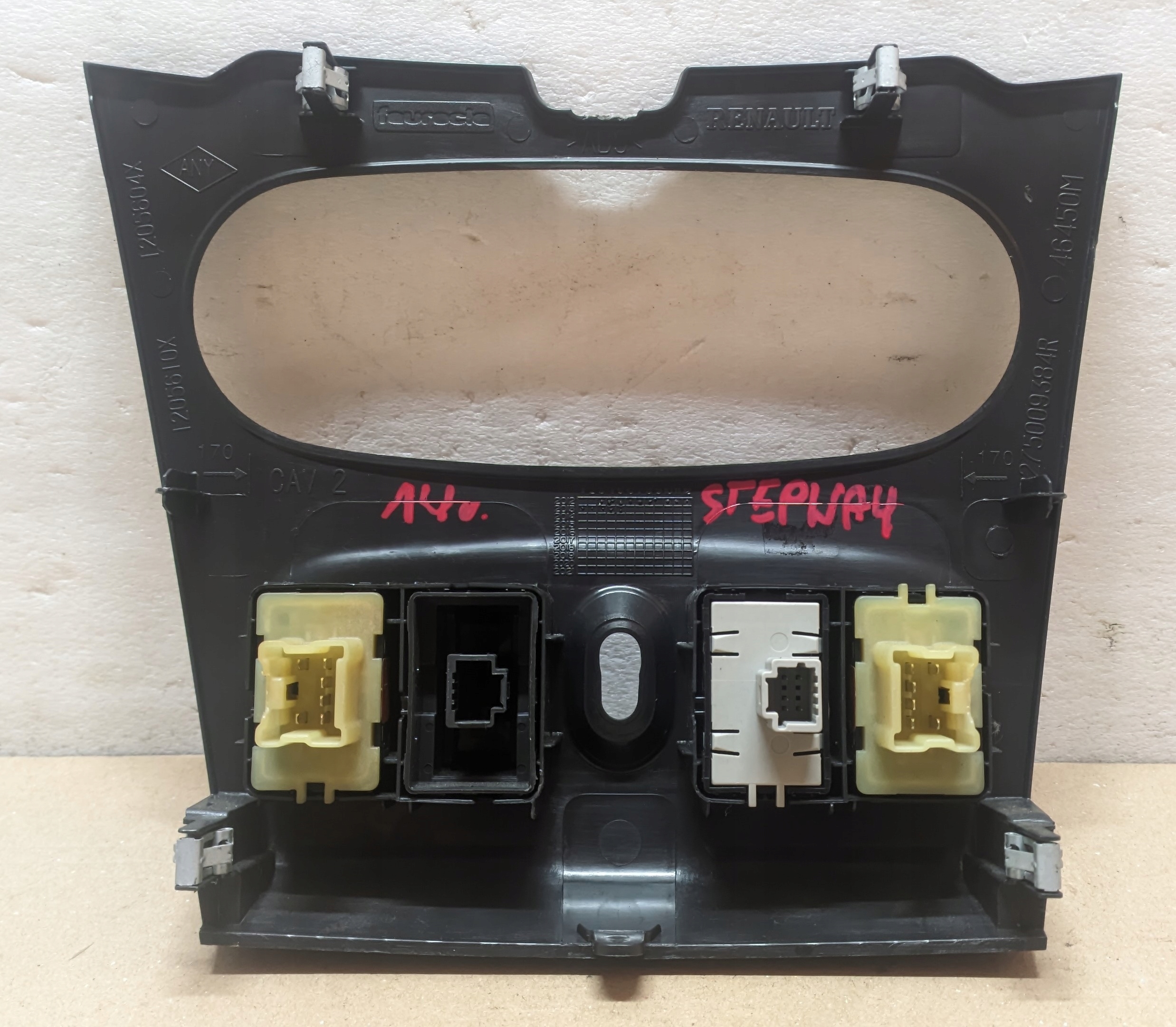 DACIA SANDERO II STEPWAY 13R frame PANELU NAPIEWU 275009384R
