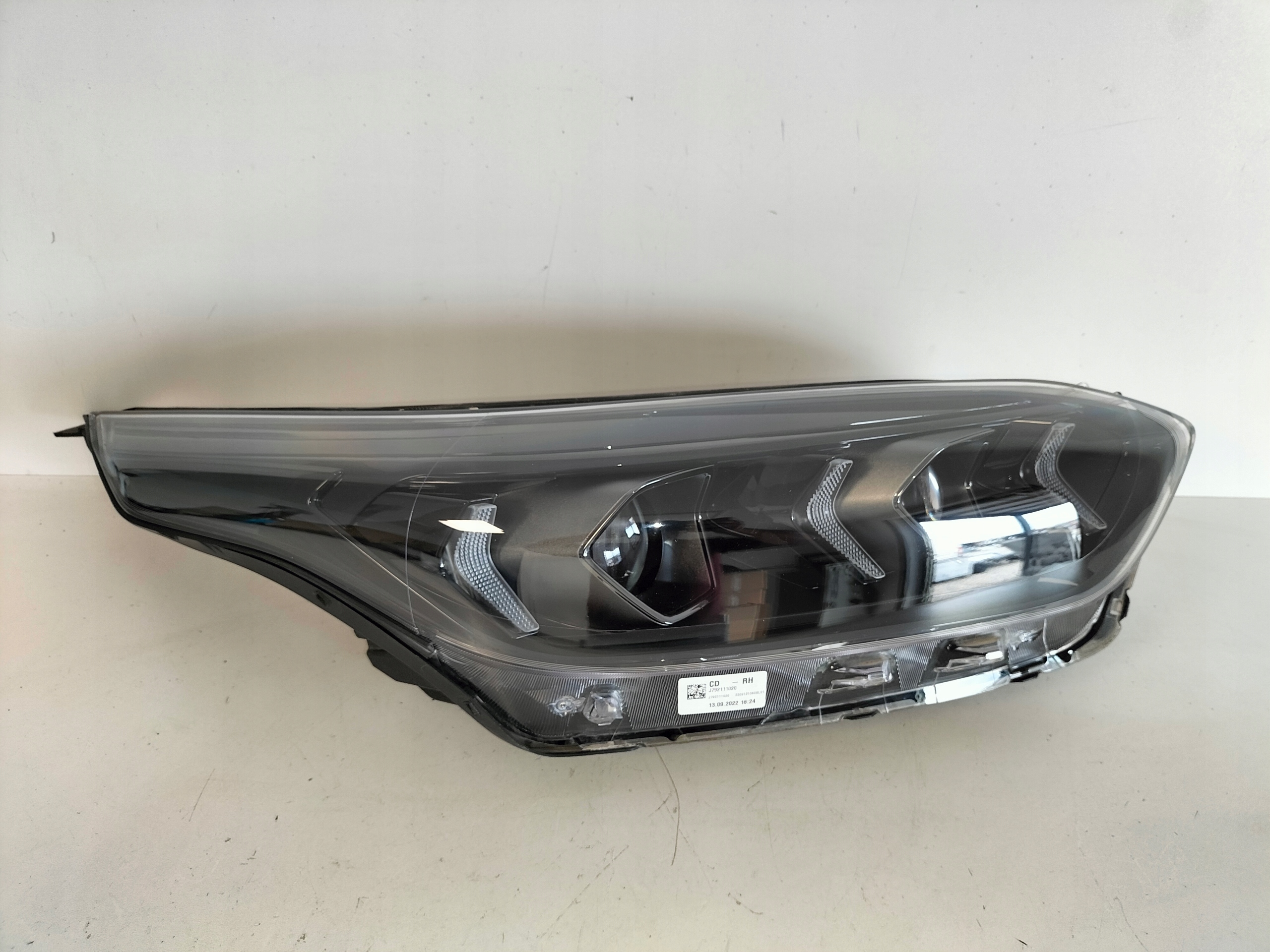 light front reflektor right KIA CEED 3 III LIFT 21- FULL LED