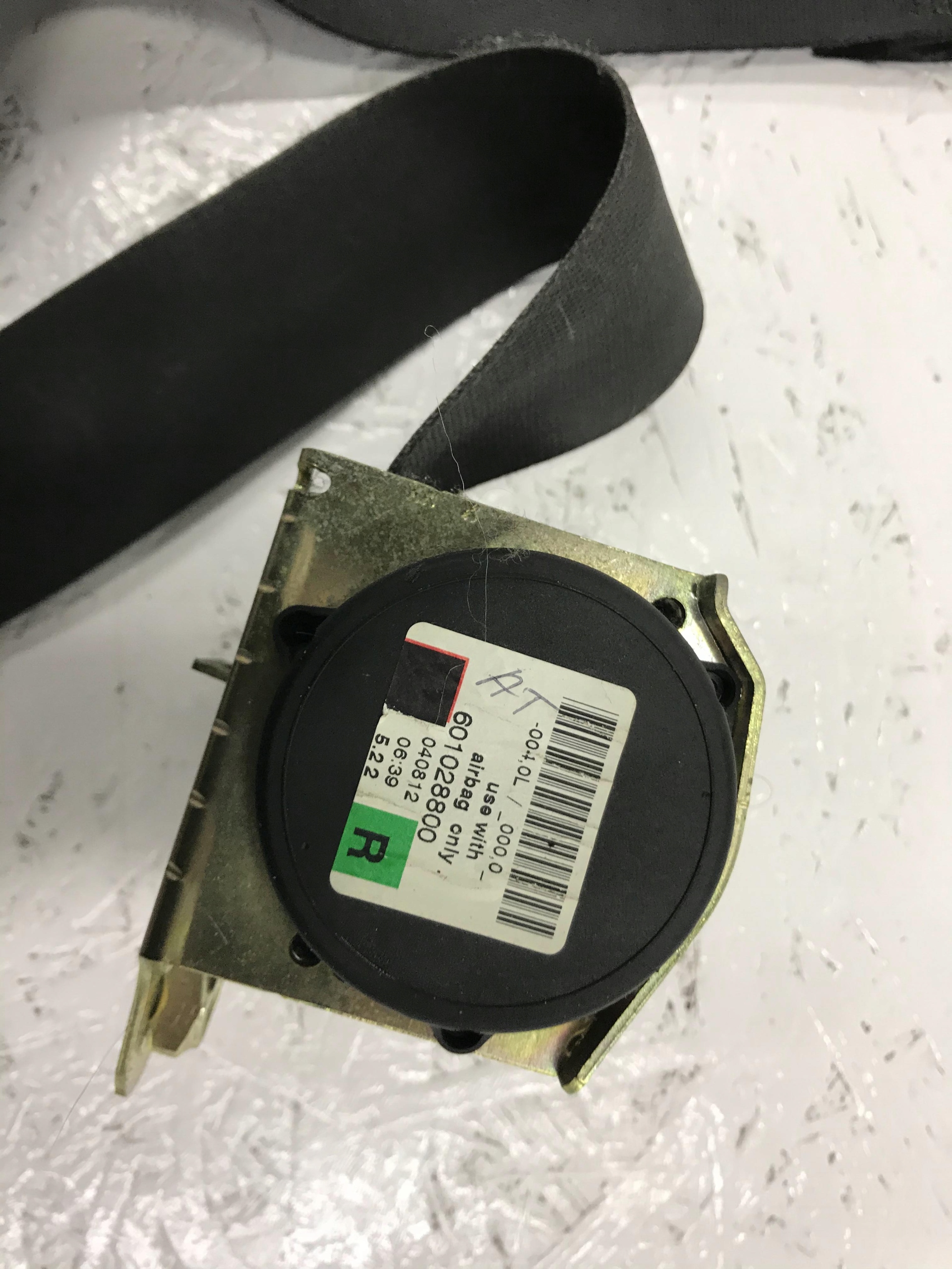 ремень безопасности MINI oe 601028800