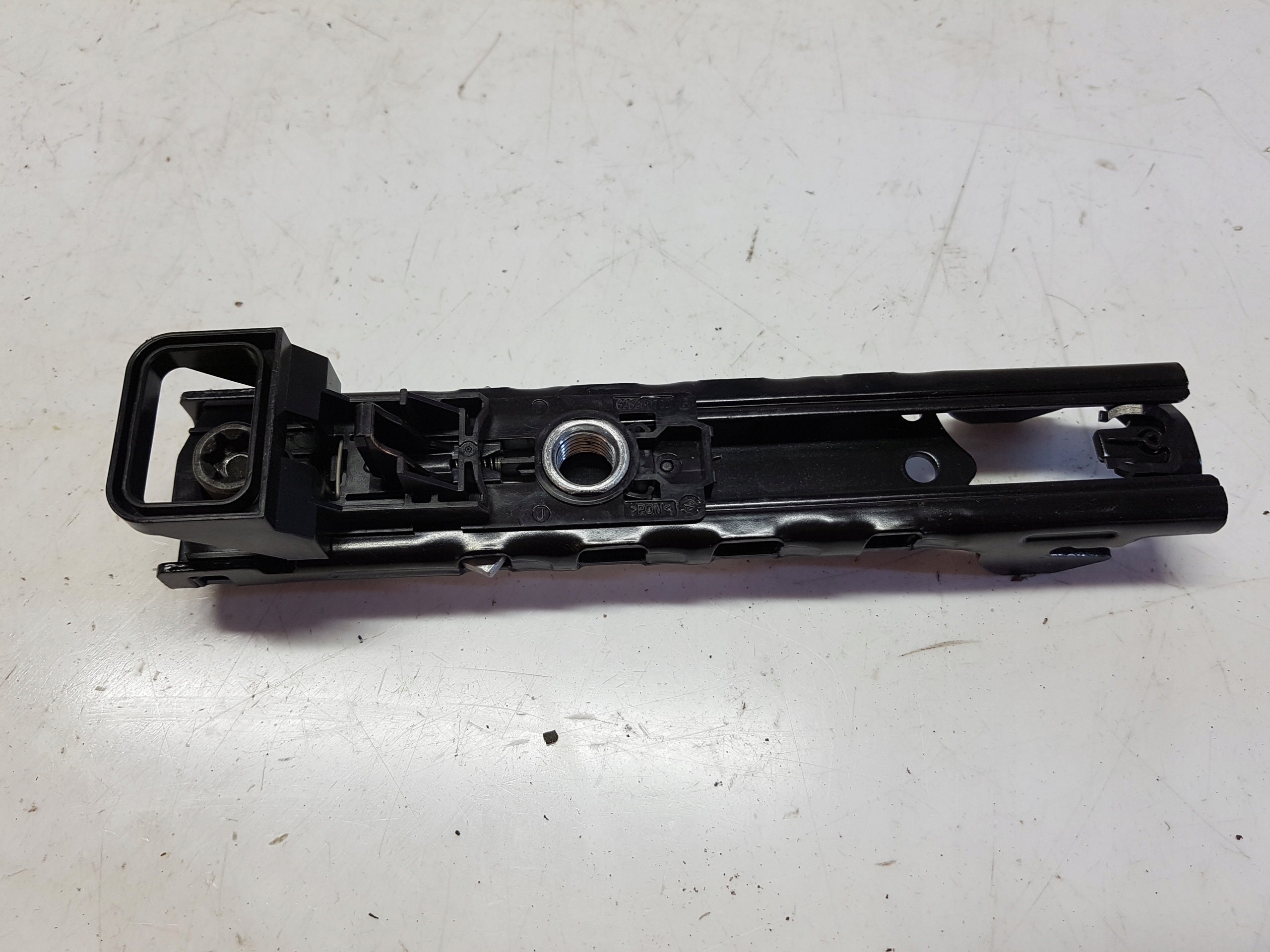 TESLA MODEL III 3 Y mocowanie regulacja pasa przod