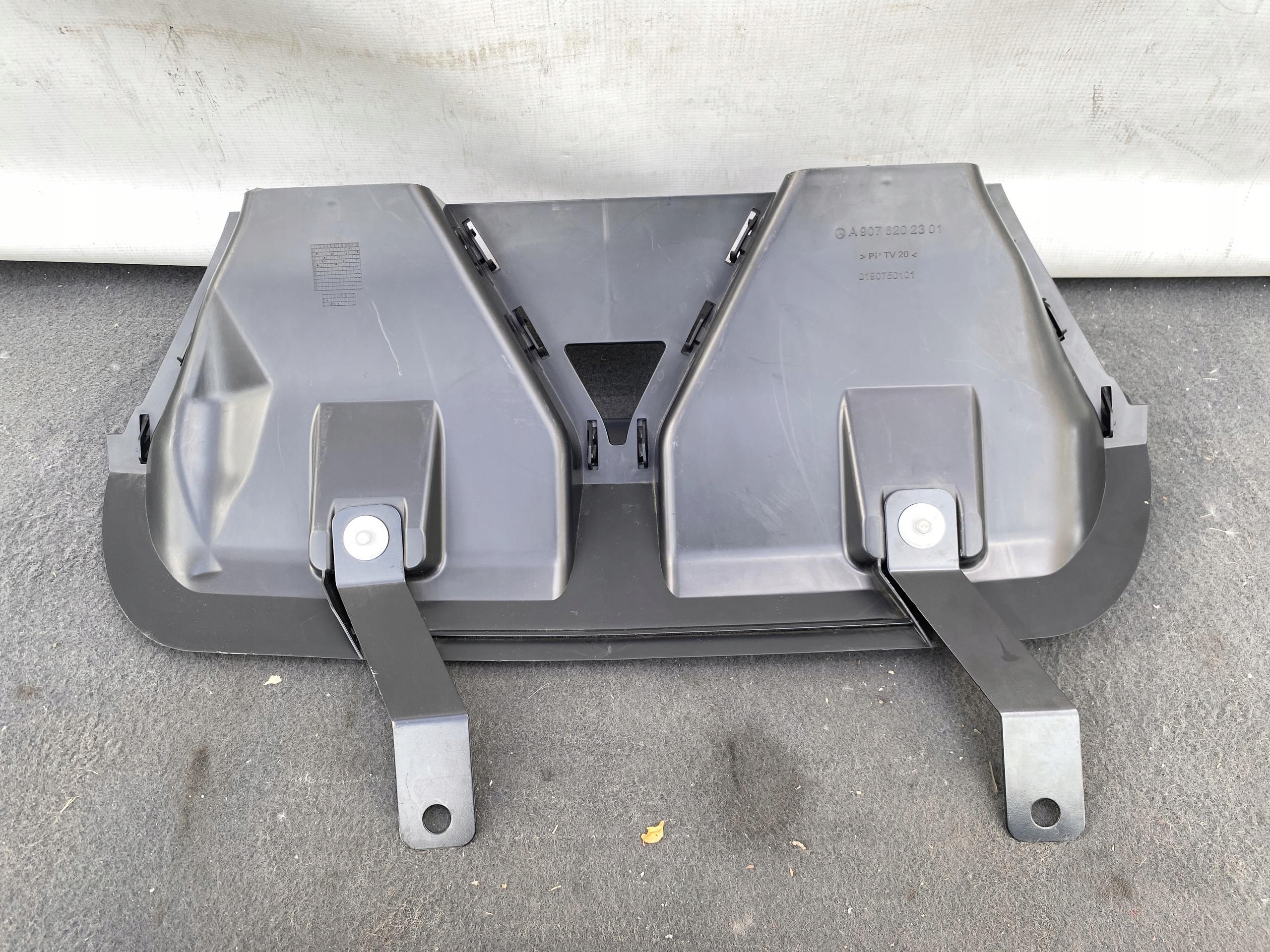 SPRINTER 907 910 17- intake air lower NAD OSLONE below engine new