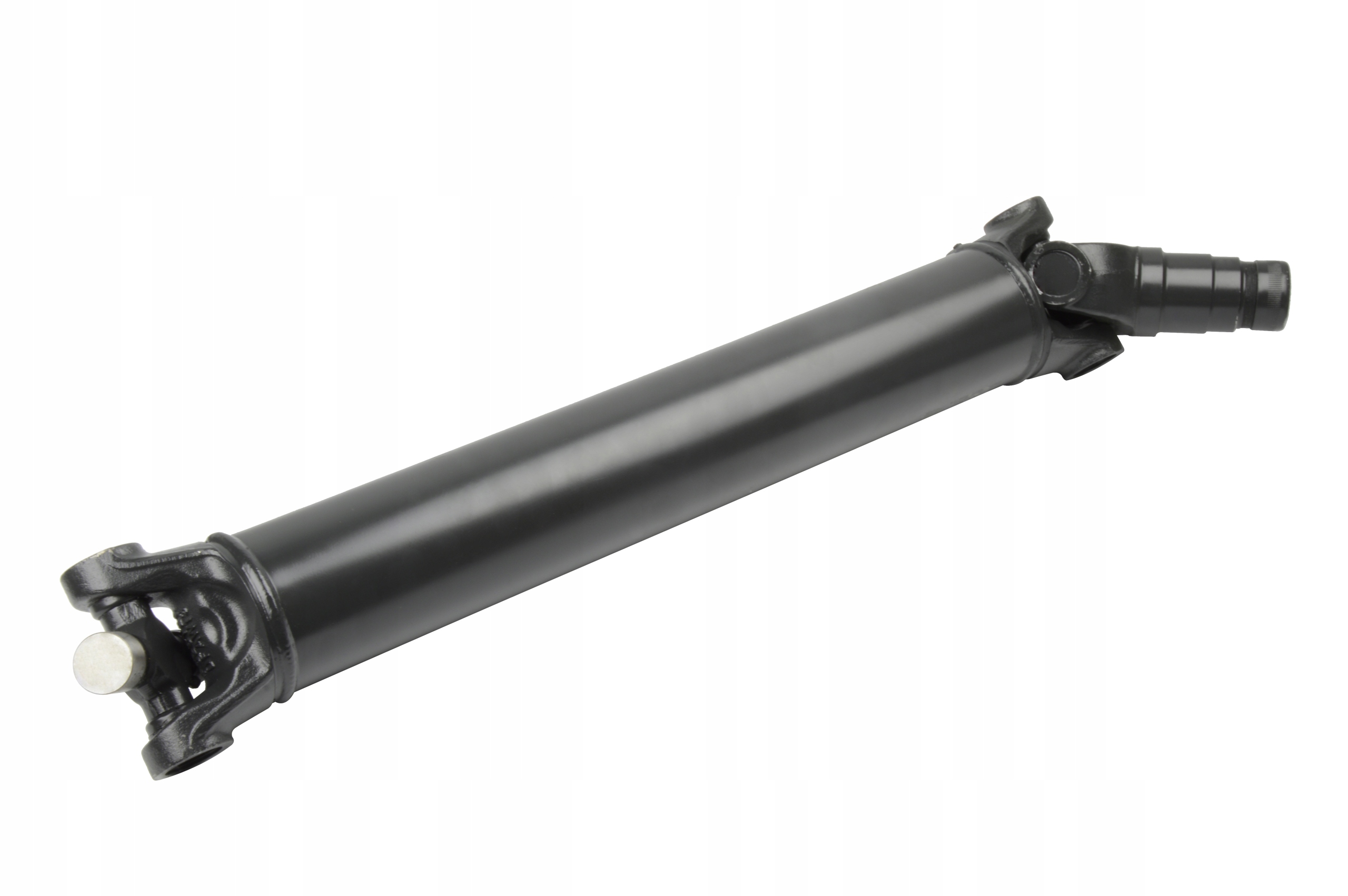 WAŁ NAPĘDOWY PRZÓD VOLVO BL60 BL61B BL70 15017908