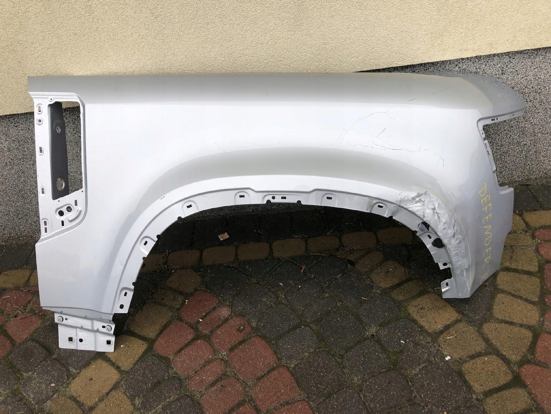 Błotnik prawy przód Defender Land rover 2020-