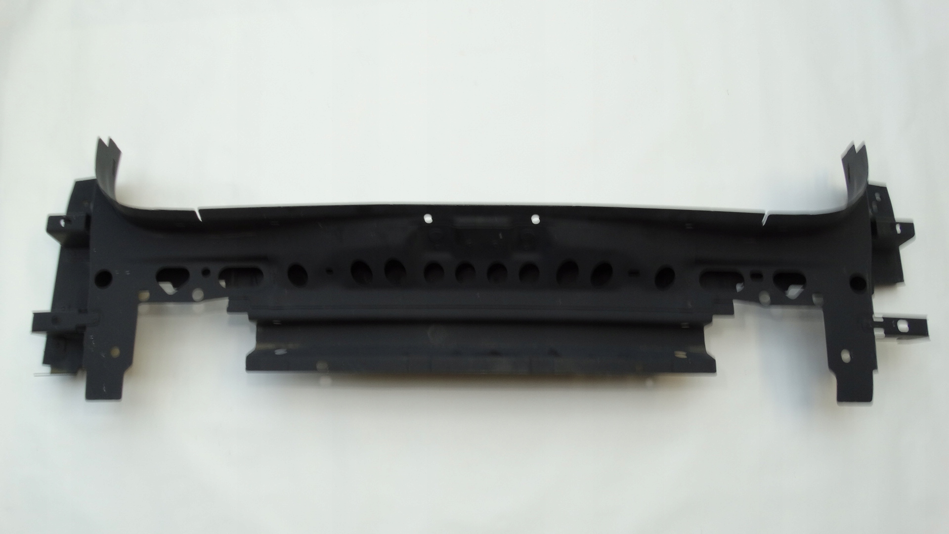 VW TOUAREG III 2018- ŚCIANA TYLNA PAS TYLNY 760813253A NOWY